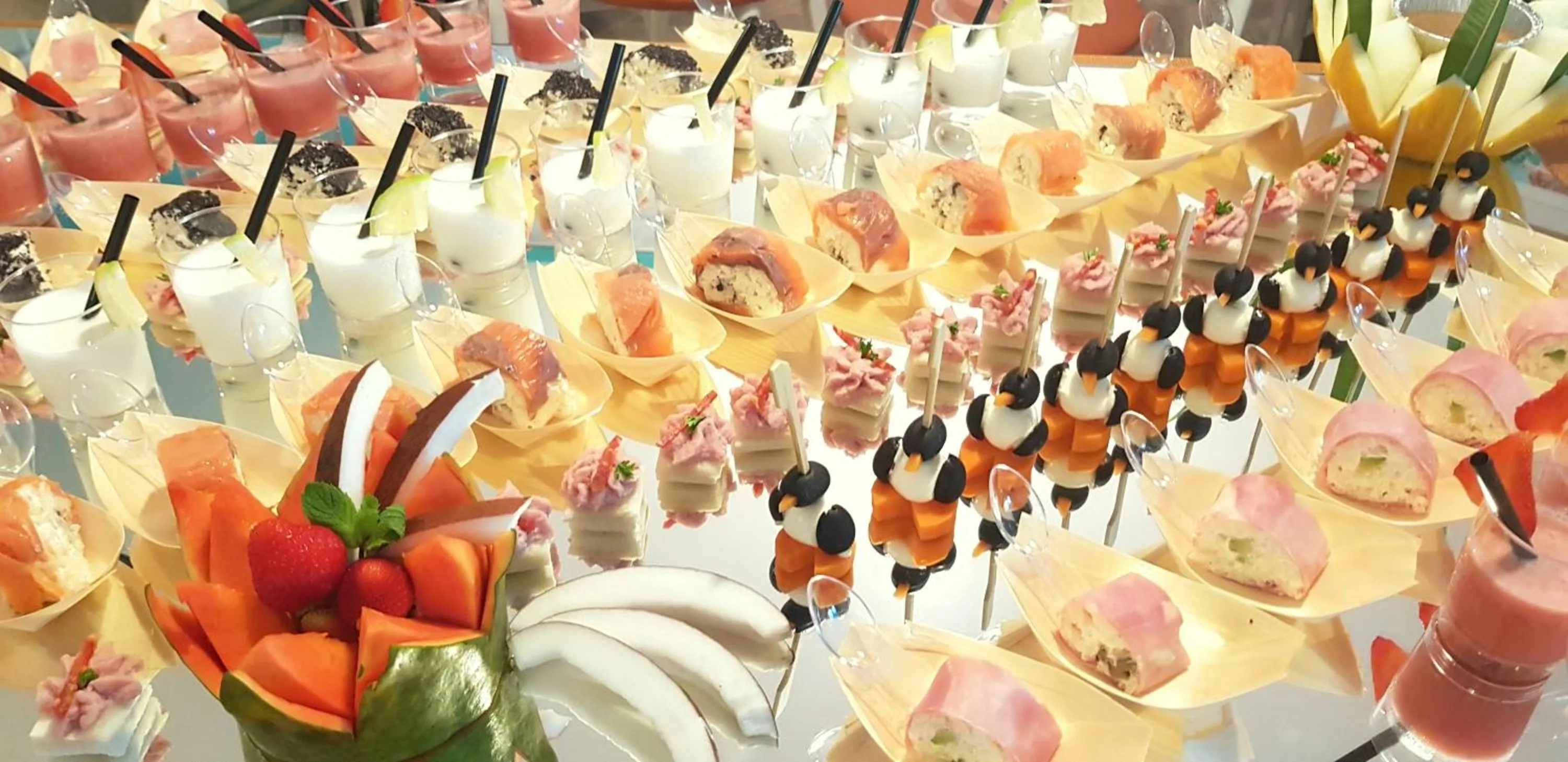 Food and drinks in Hotel Mediterraneo