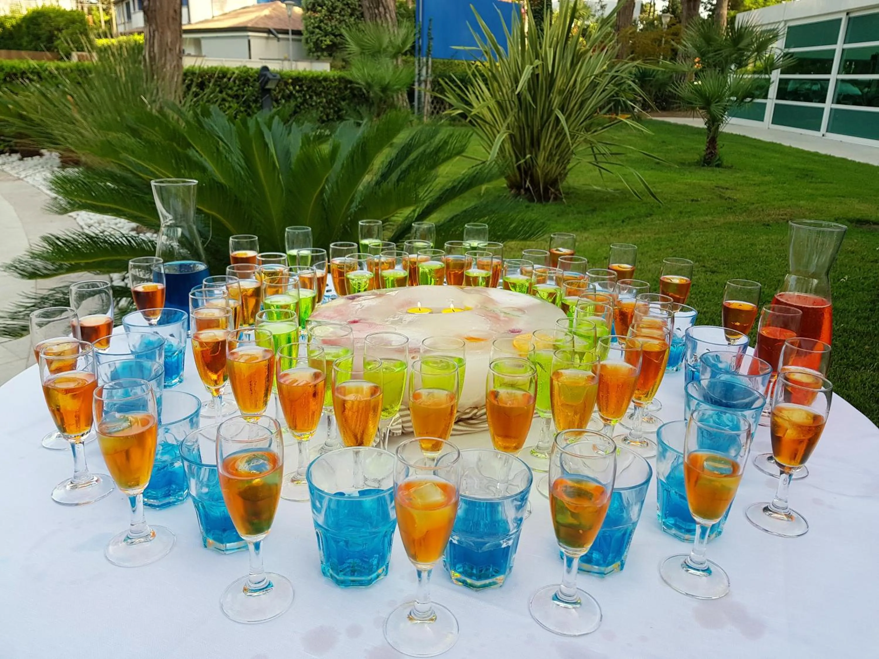 Alcoholic drinks in Hotel Mediterraneo