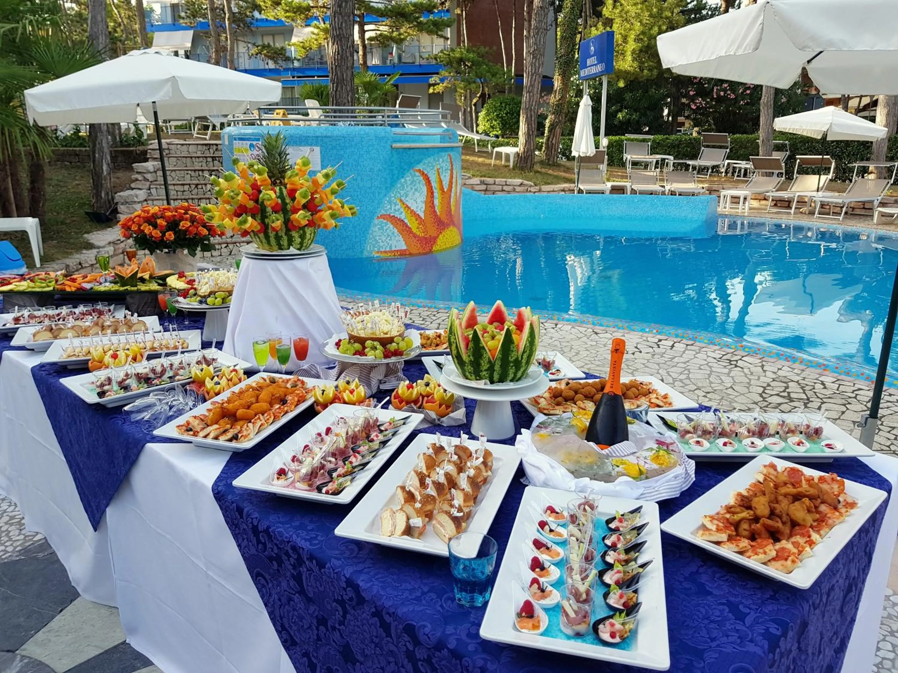 Pool view in Hotel Mediterraneo