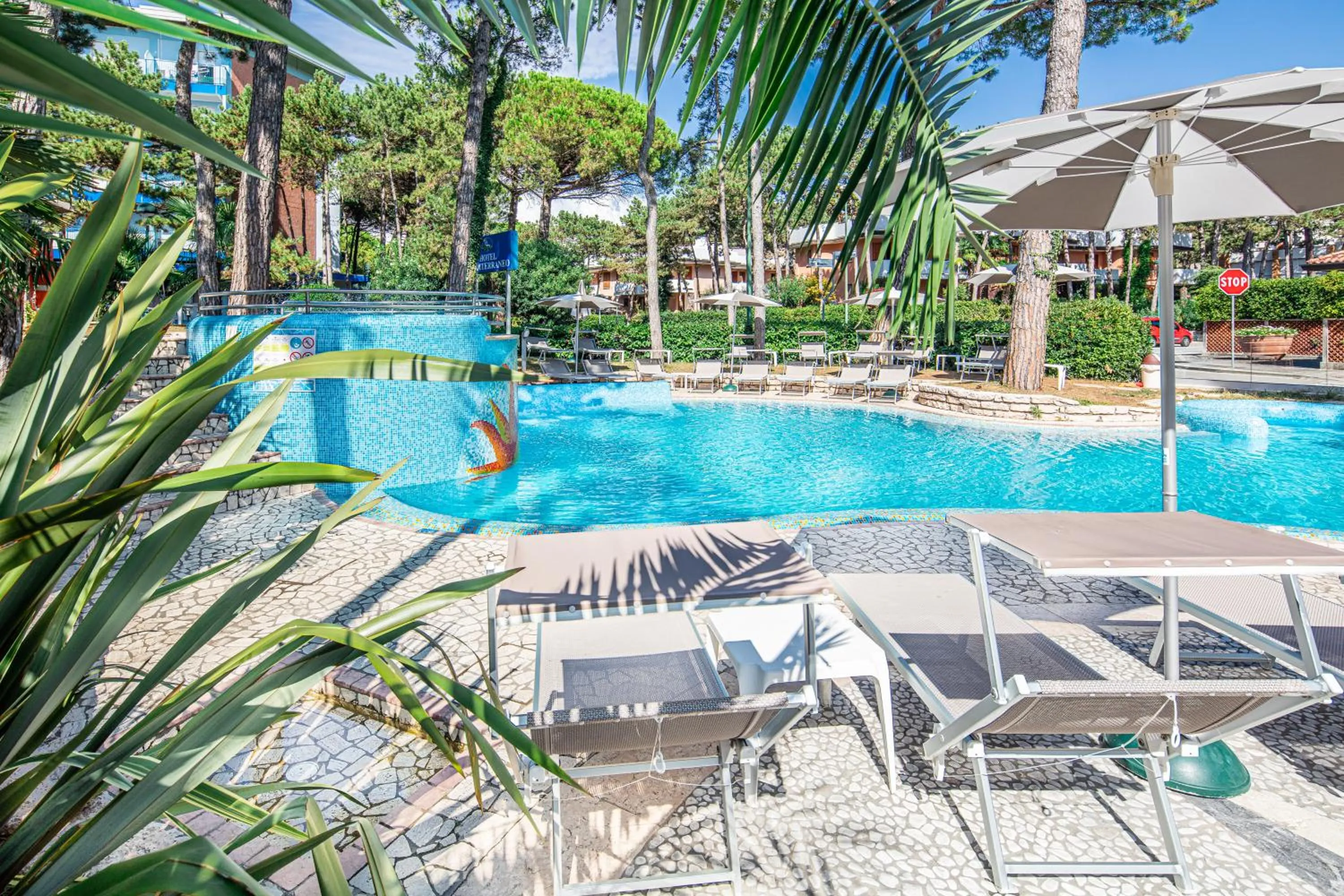 Swimming pool in Hotel Mediterraneo