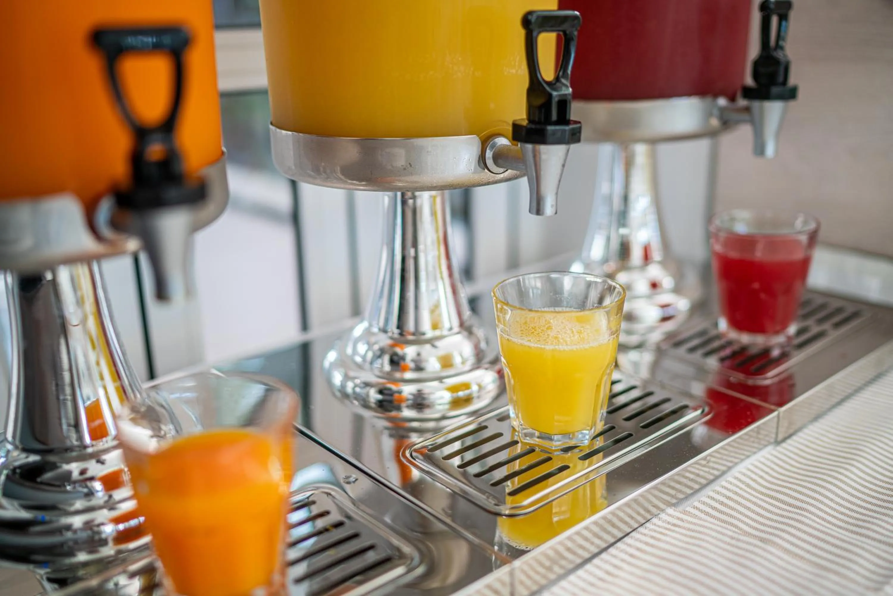 Buffet breakfast in Hotel Mediterraneo