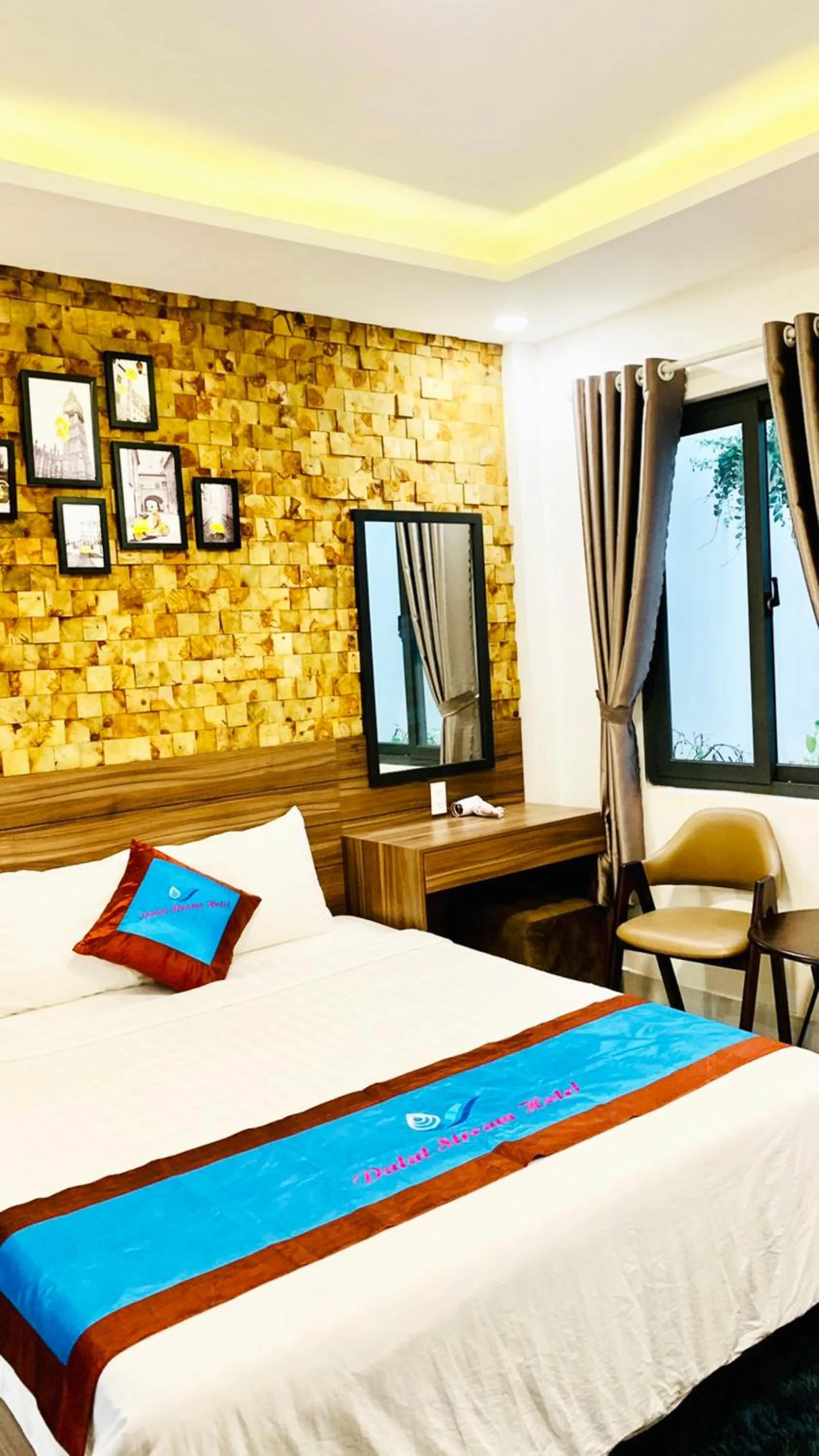 Bedroom, Bed in DALAT STREAM HOTEL-Khách sạn đẹp Đà Lạt