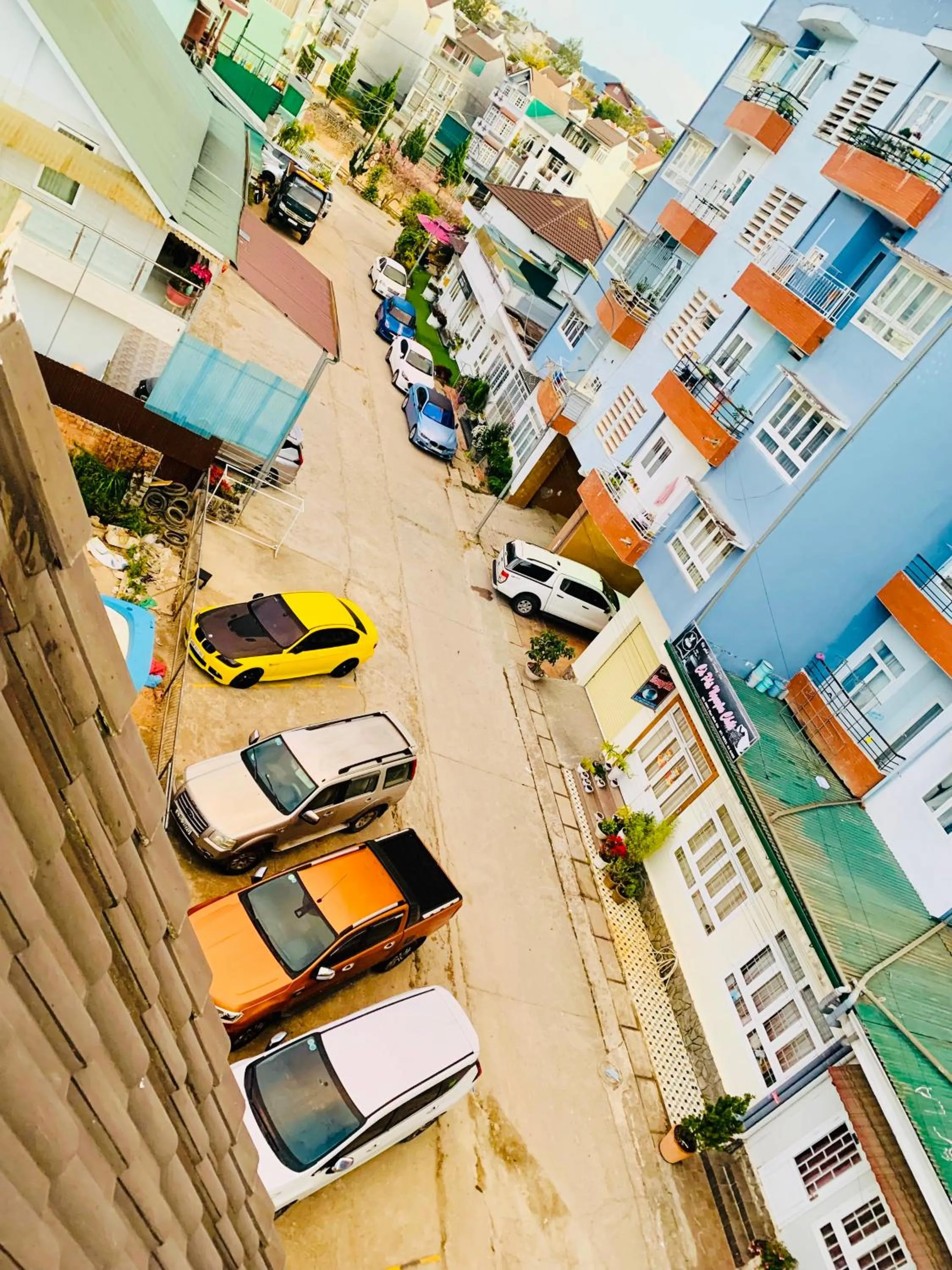 Parking in DALAT STREAM HOTEL-Khách sạn đẹp Đà Lạt