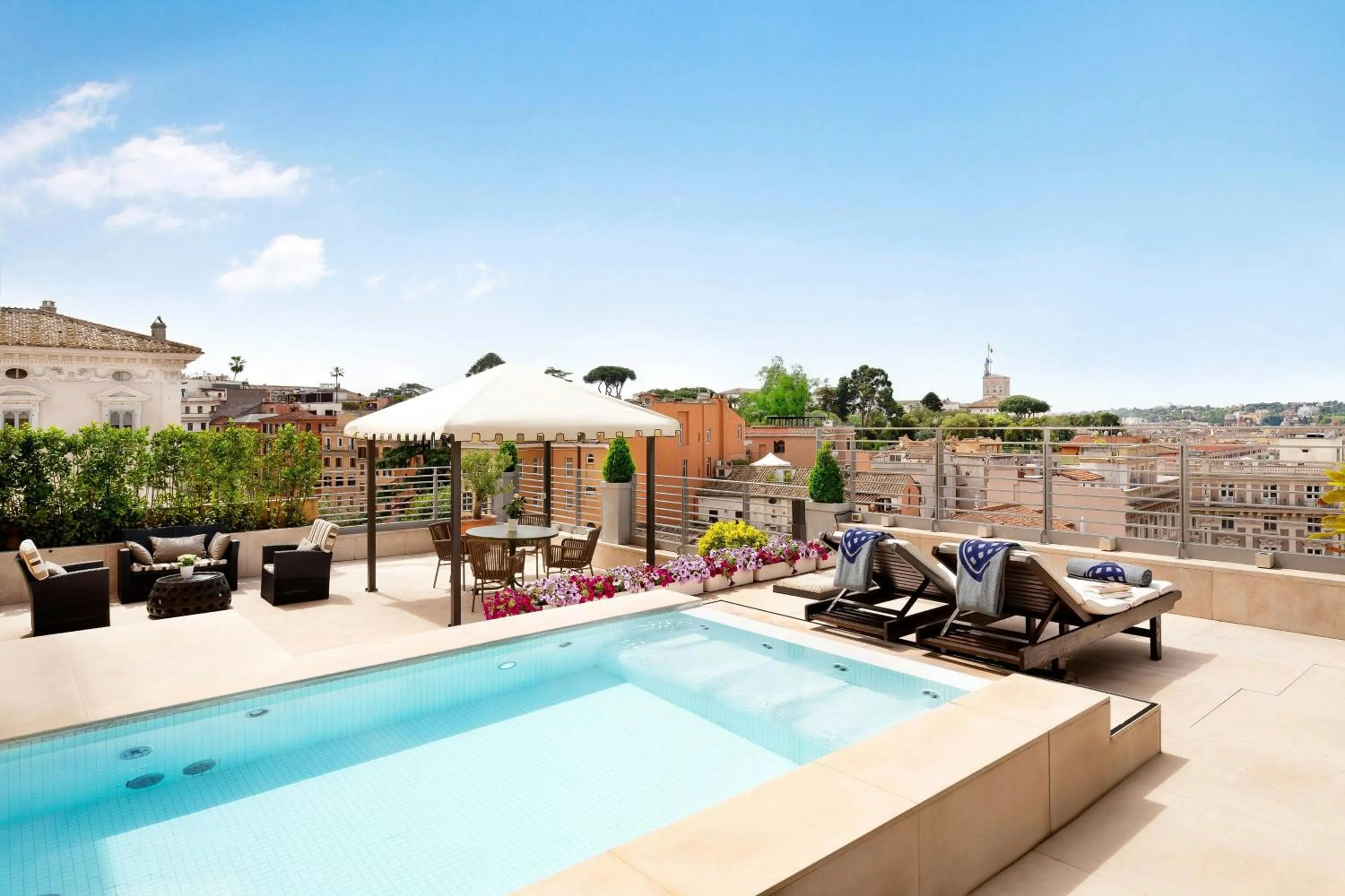 Bedroom in Sina Bernini Bristol, Autograph Collection