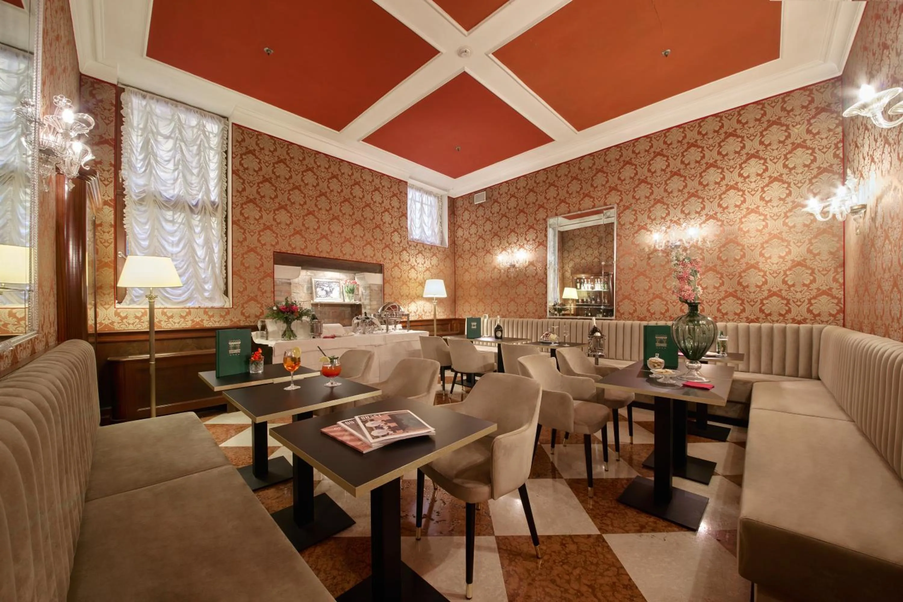 Living room in Duodo Palace Hotel