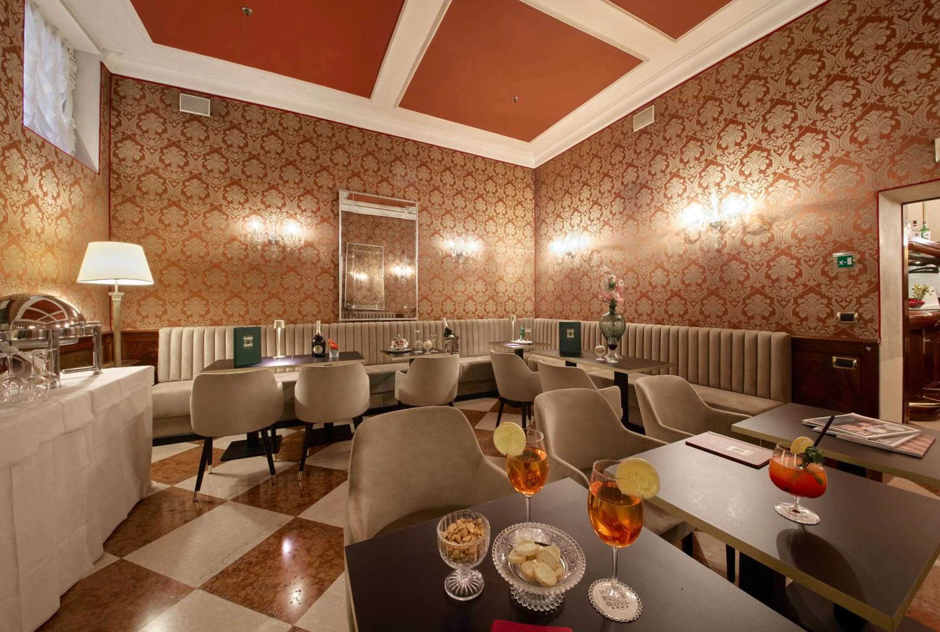 Living room in Duodo Palace Hotel