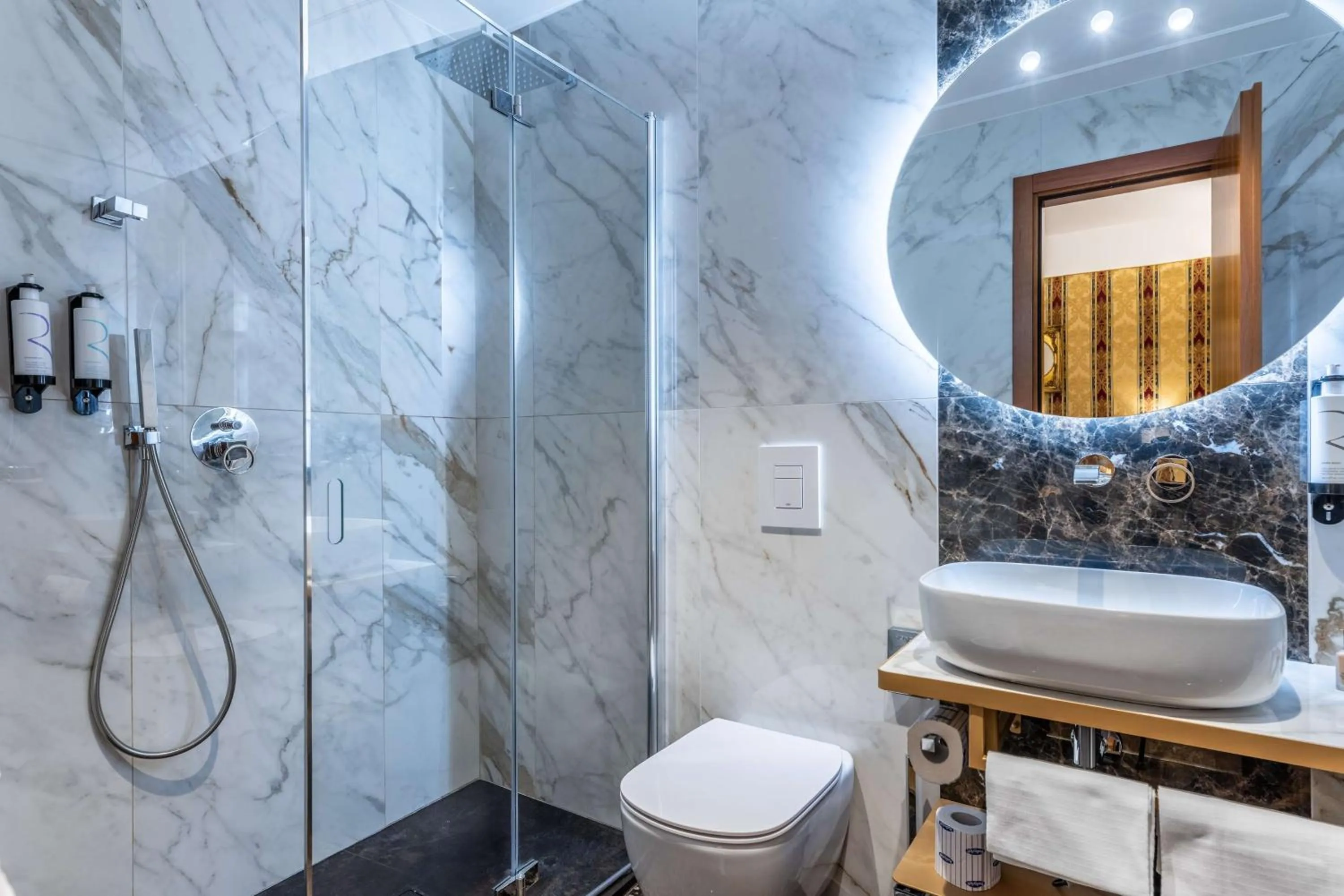 Bathroom in Hotel Raffaello - Sure Hotel Collection by Best Western