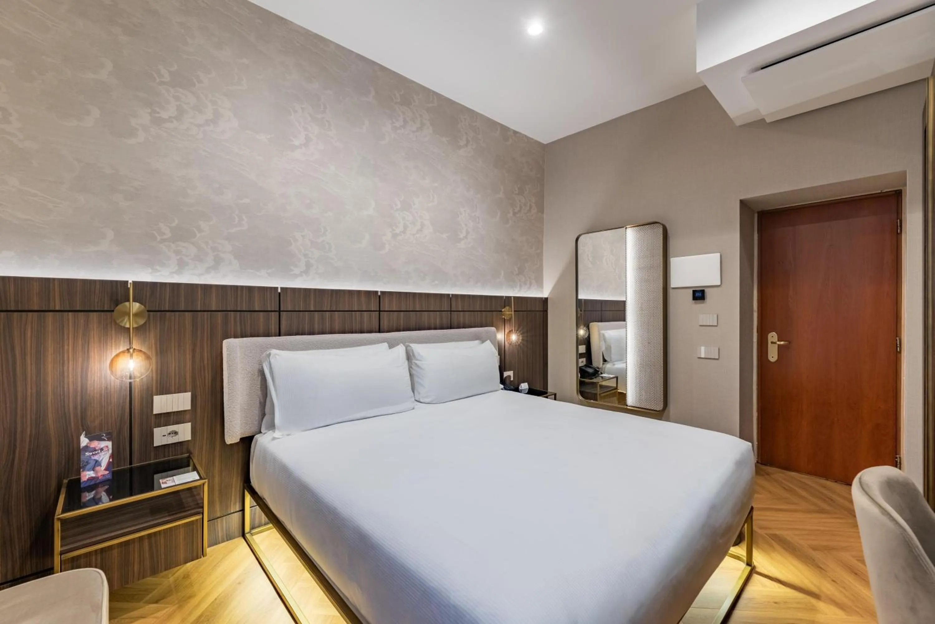 Photo of the whole room, Bed in Hotel Raffaello - Sure Hotel Collection by Best Western