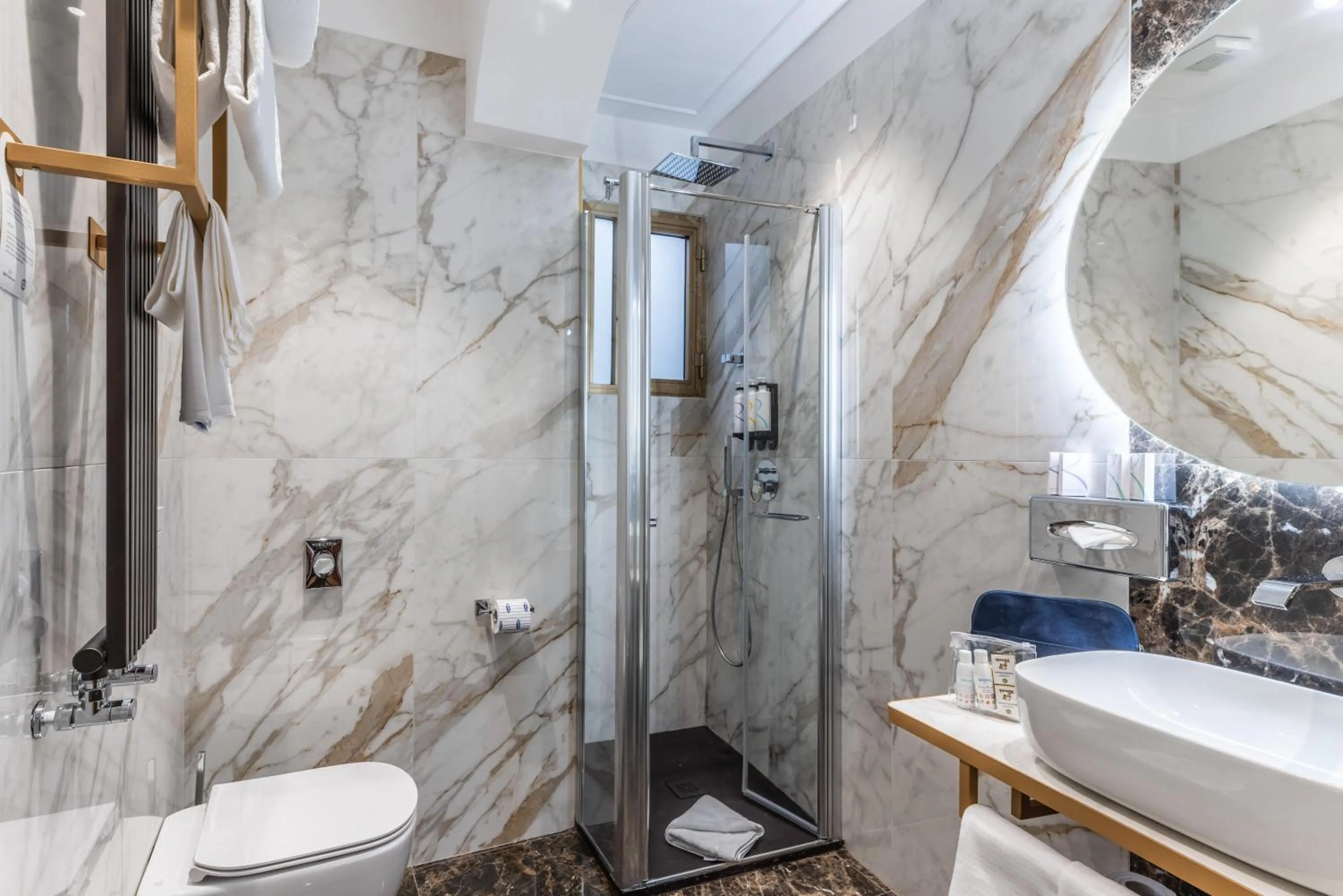 Bathroom in Hotel Raffaello - Sure Hotel Collection by Best Western