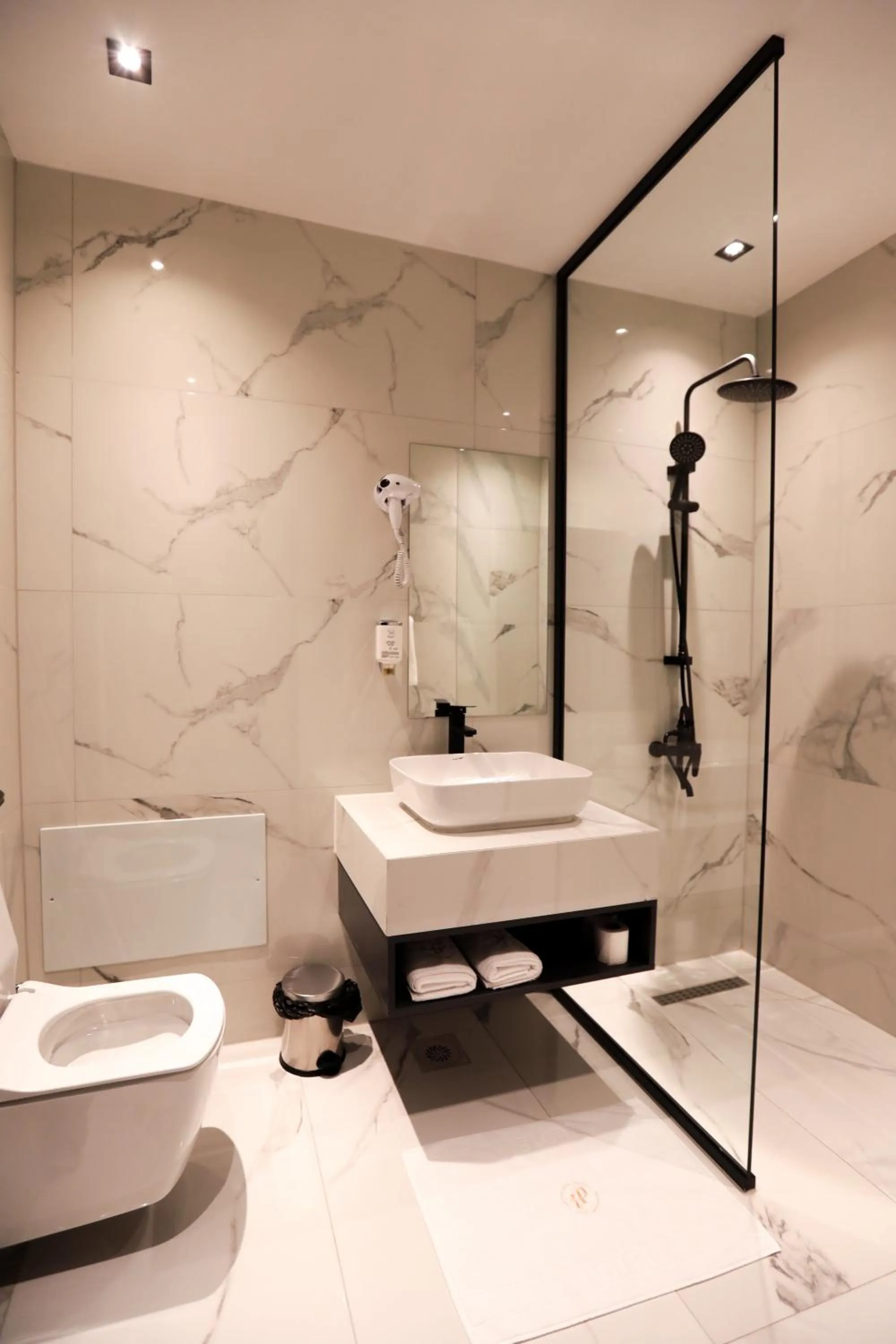 Bathroom in Plaza Boutique Hotel