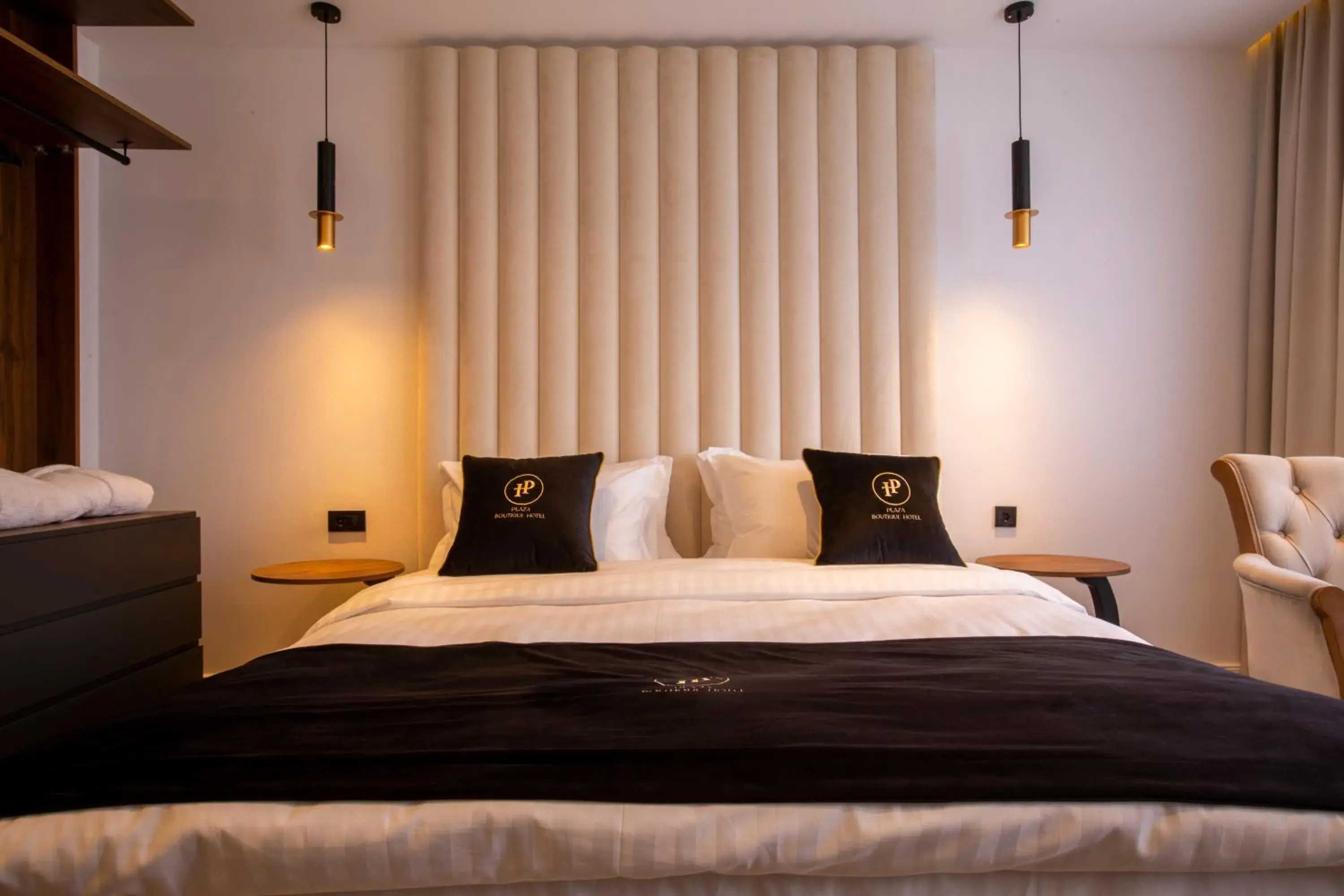 Deluxe Double Room in Plaza Boutique Hotel Deluxe Double Room in Plaza Boutique Hotel