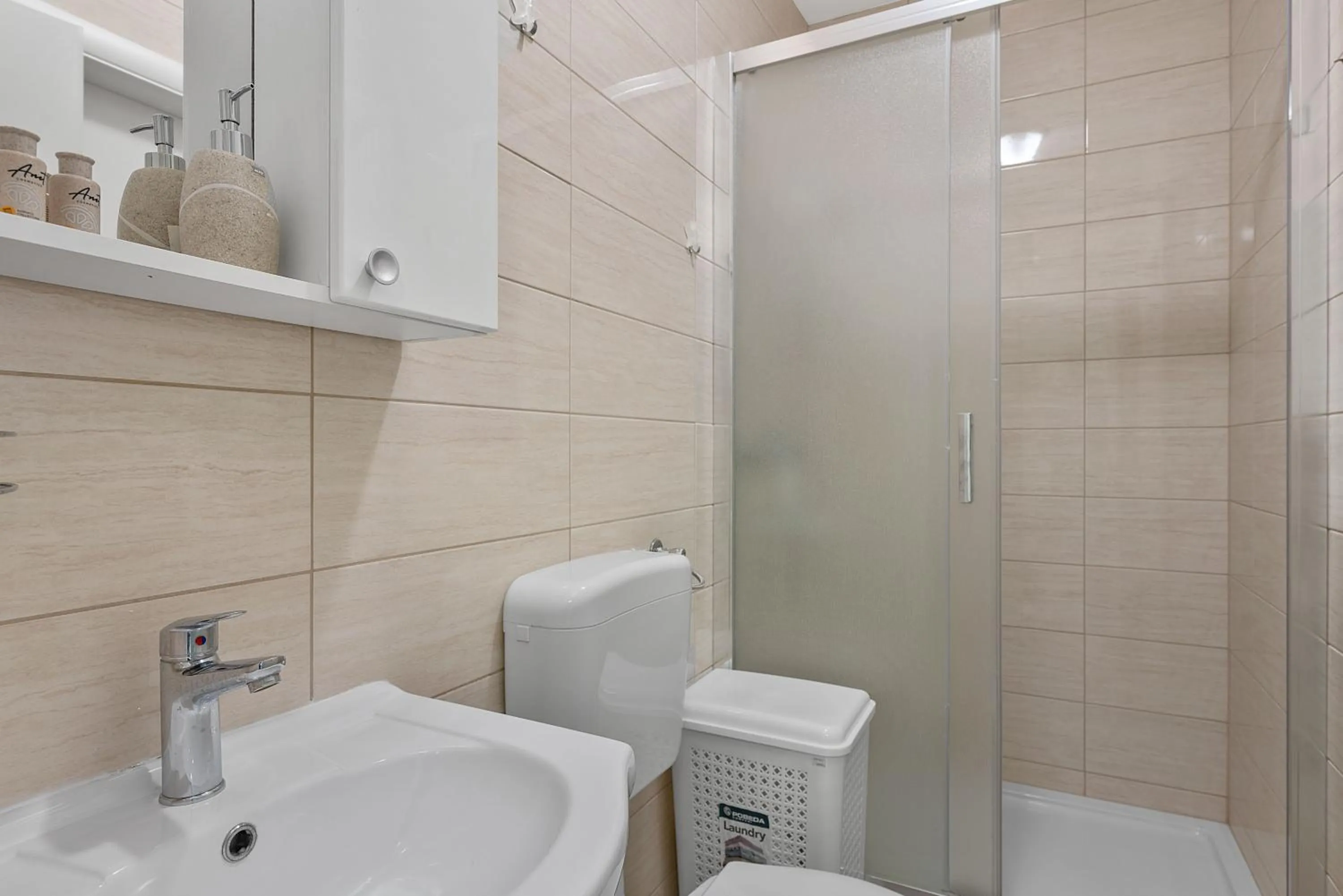 Bathroom in Hostel Elli