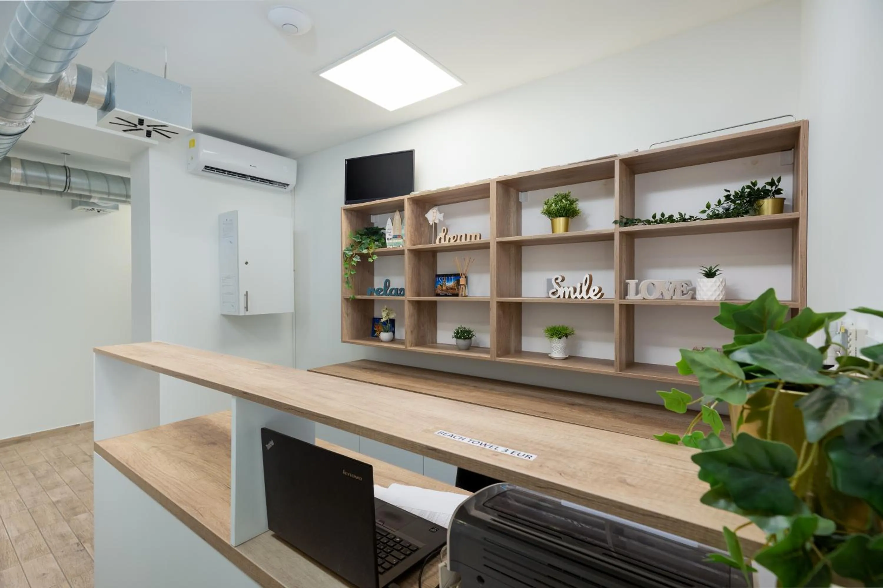 Lobby or reception in Hostel Elli