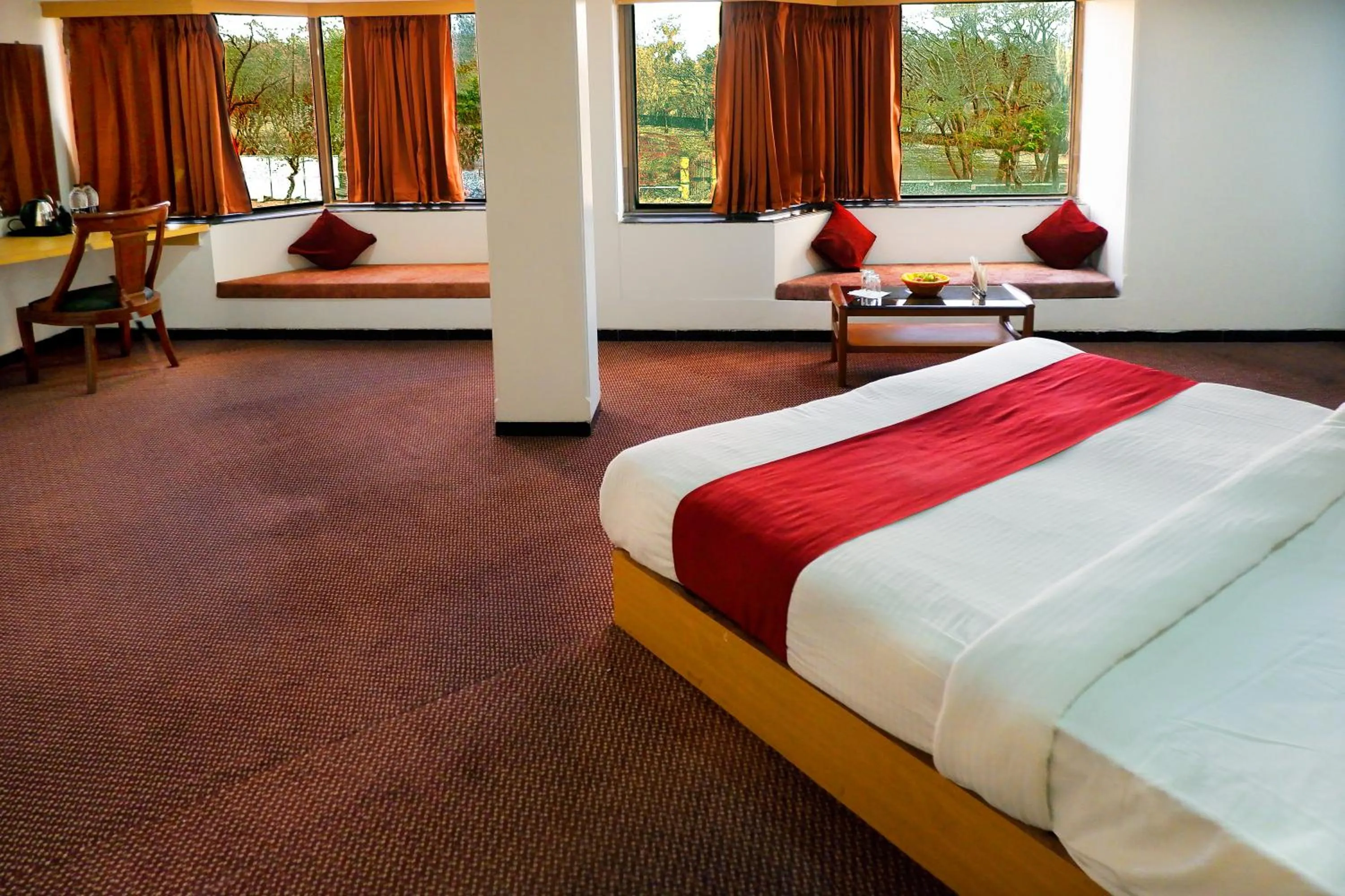 View (from property/room), Bed in Hotel Kewal