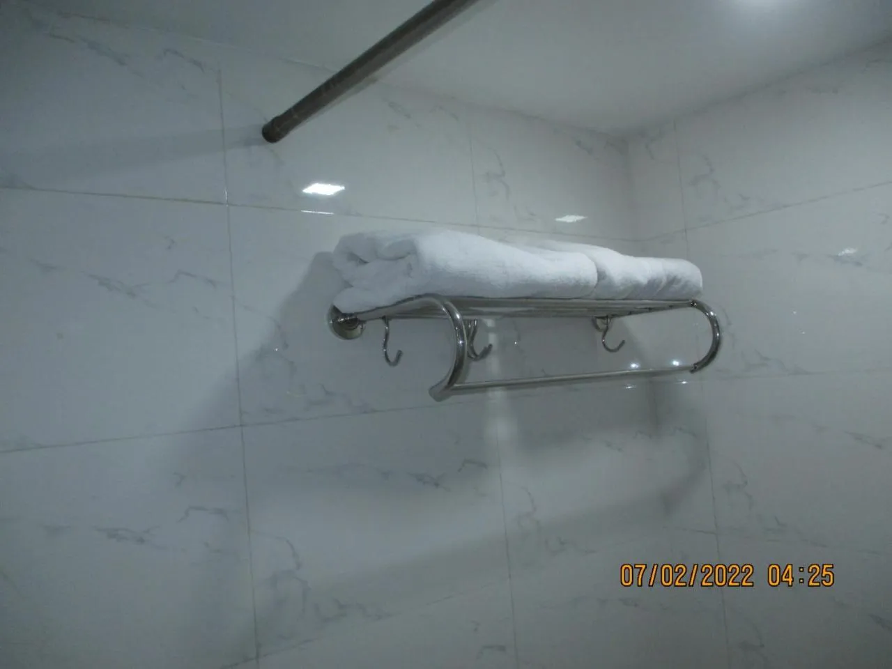 Bathroom in Hotel Kewal