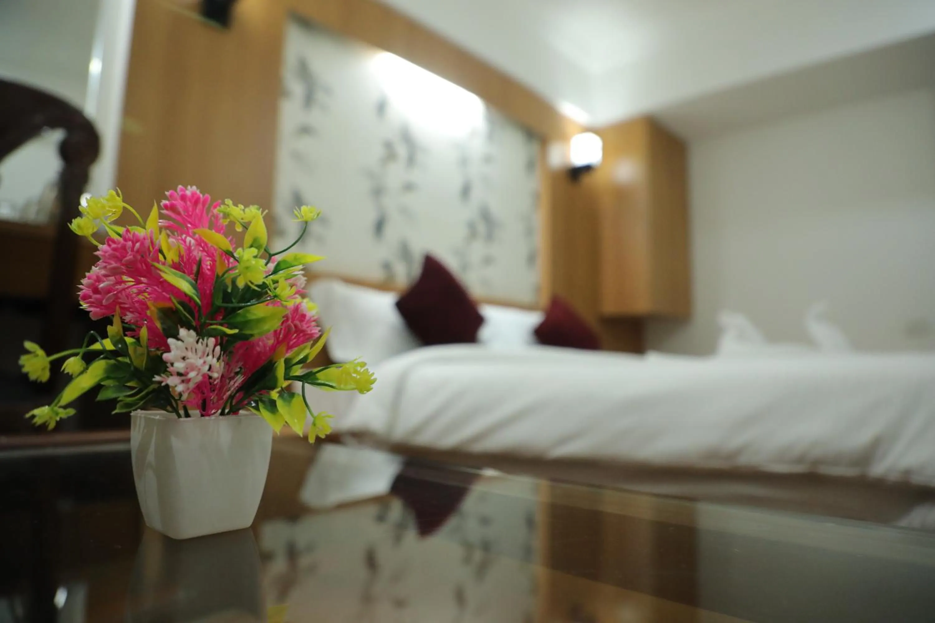 Bedroom, Bed in Hotel Kewal