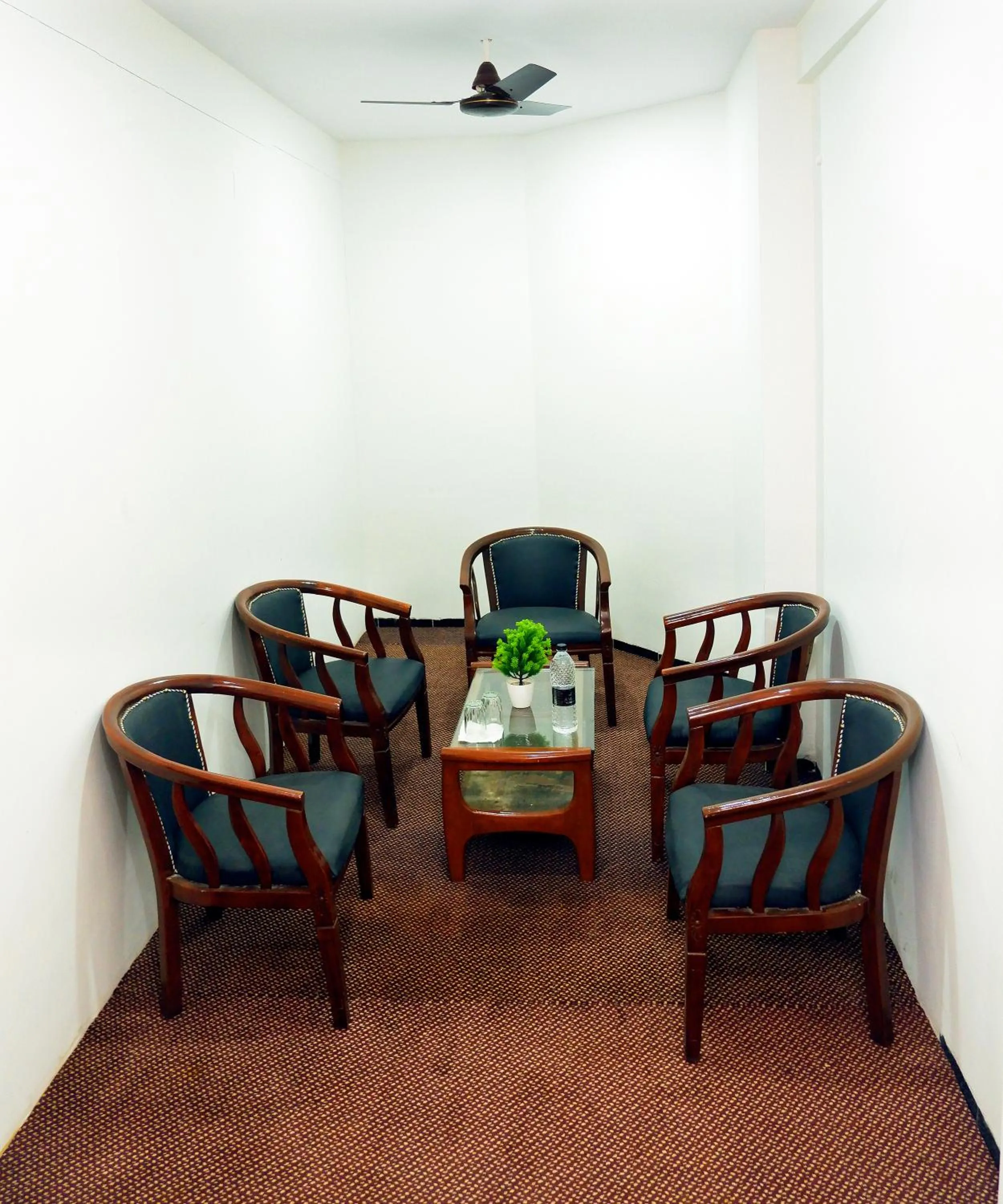 Seating area in Hotel Kewal