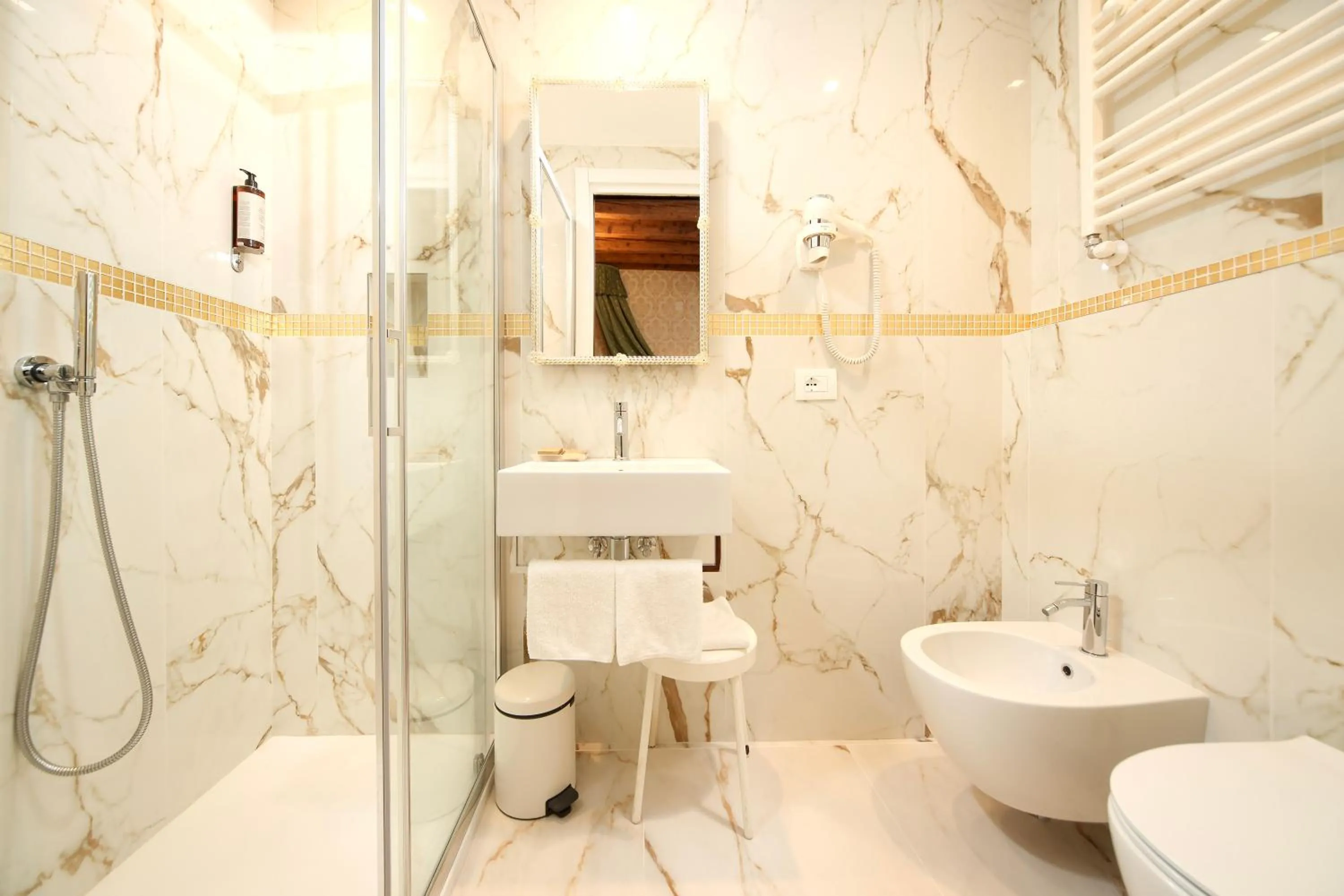 Bathroom in Hotel Da Bruno