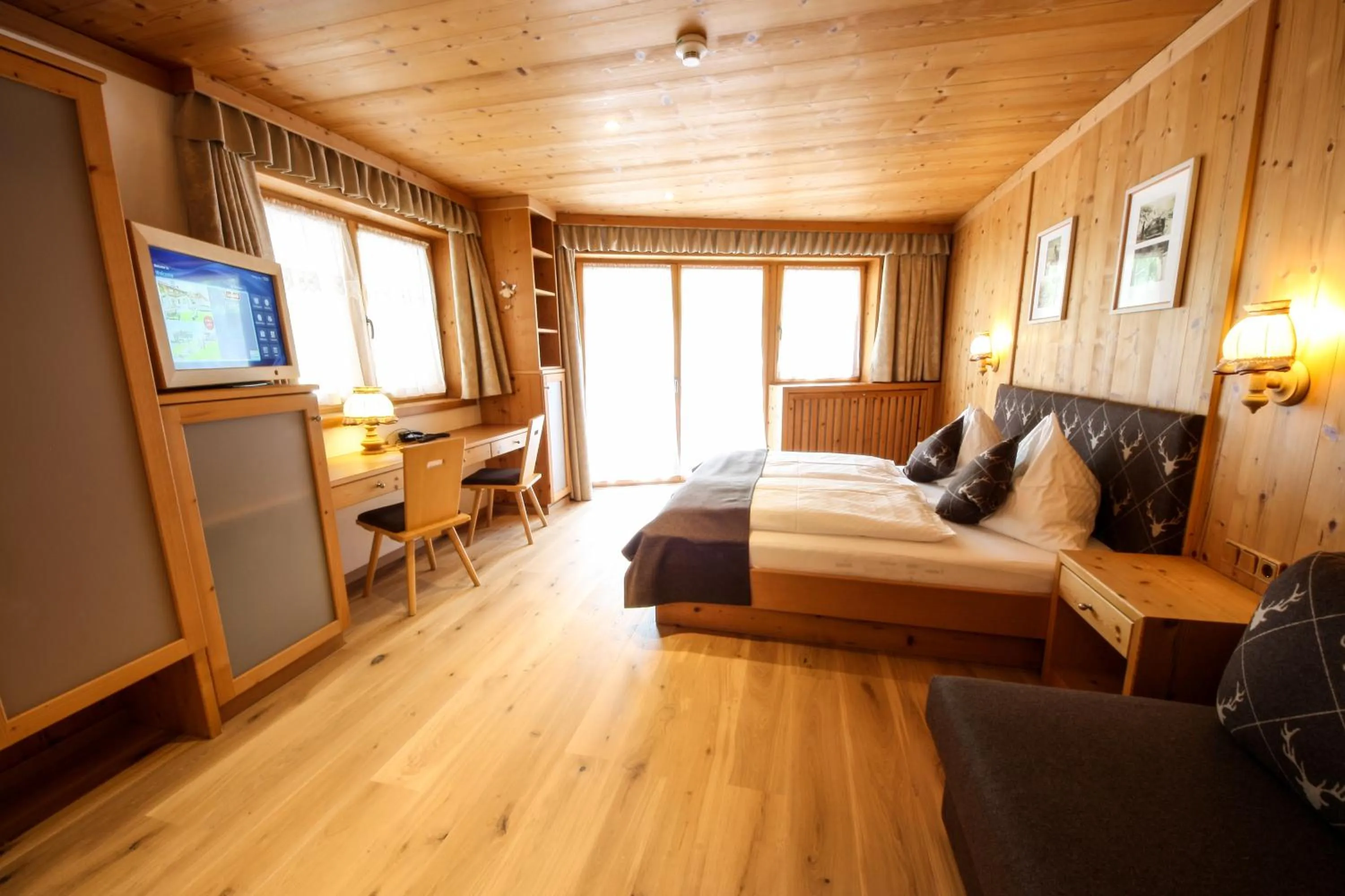 Bed in TALHEIMER Grias di & Hoamat since 1958 inklusive Therme TAUERN SPA & Jokercard