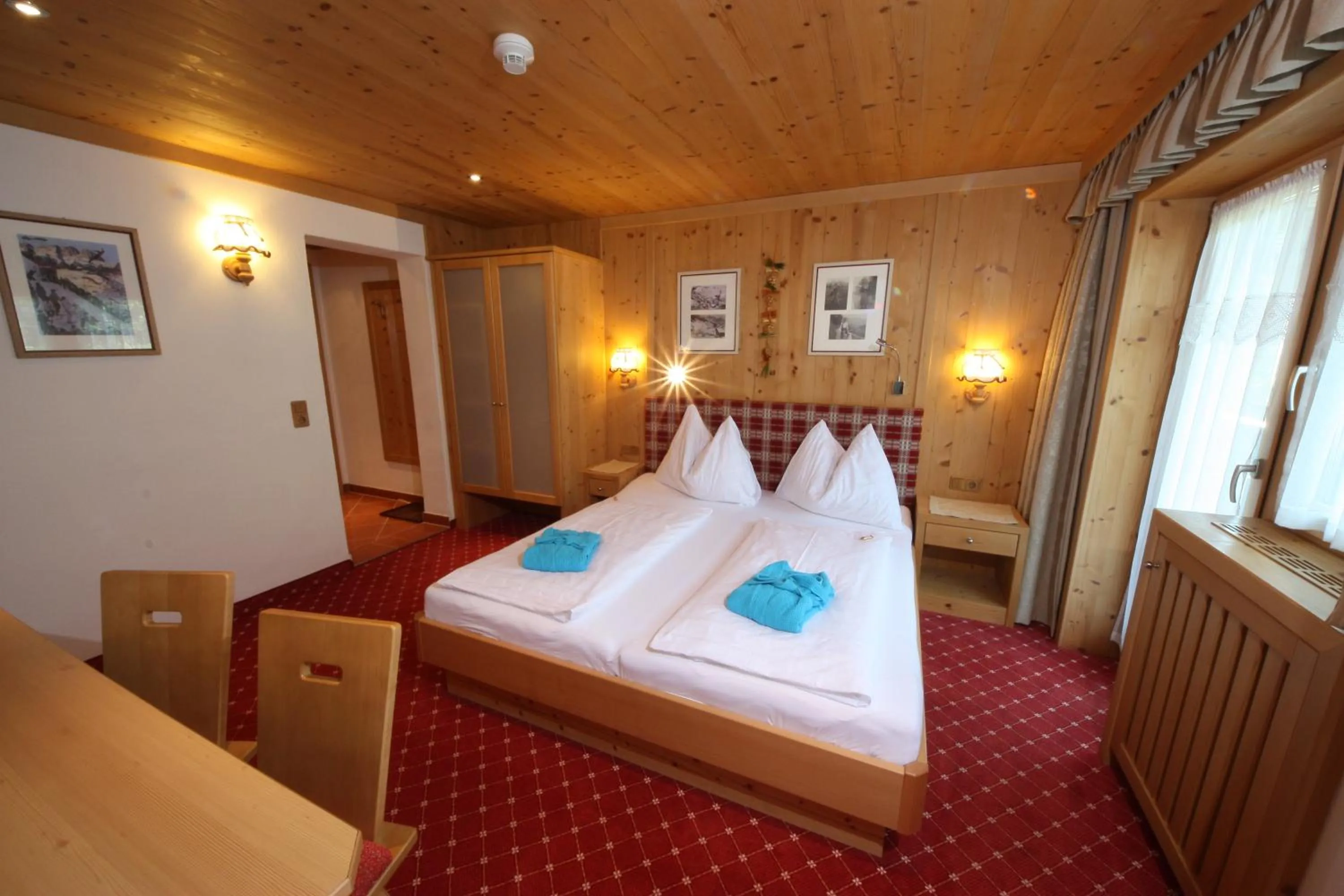 Bed in TALHEIMER Grias di & Hoamat since 1958 inklusive Therme TAUERN SPA & Jokercard