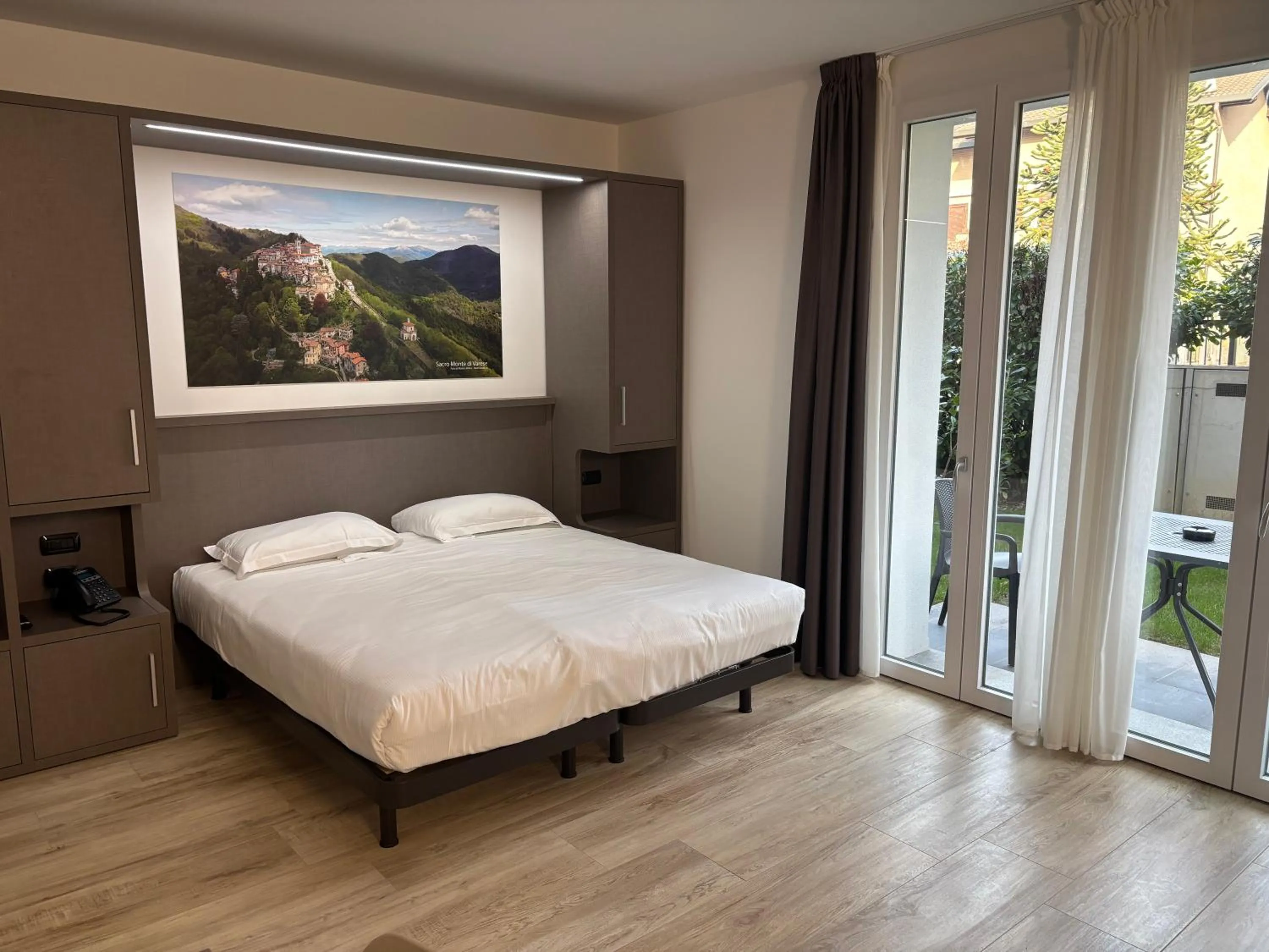 Bed in Bis Hotel Varese