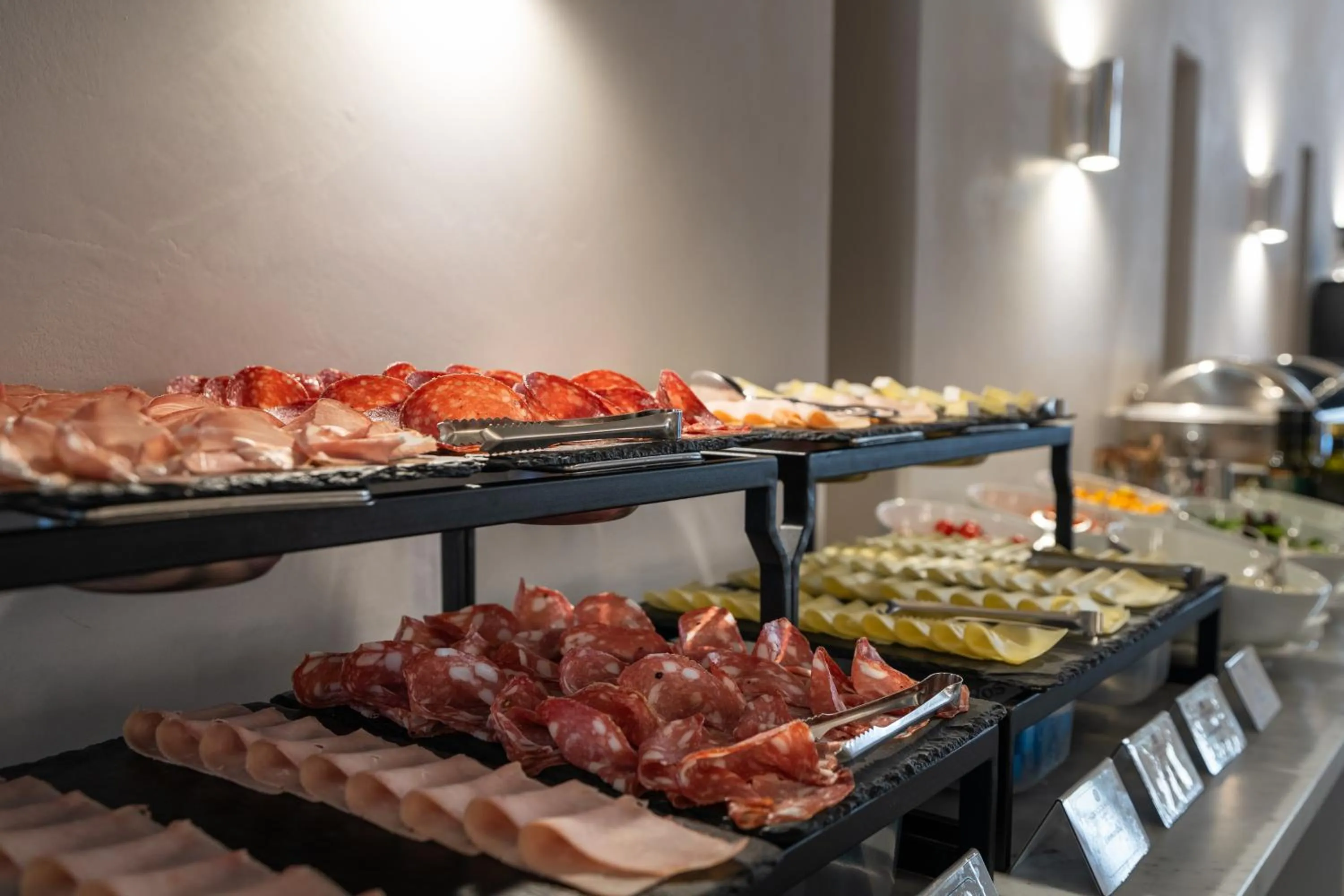 Breakfast in Hotel Croce Di Malta