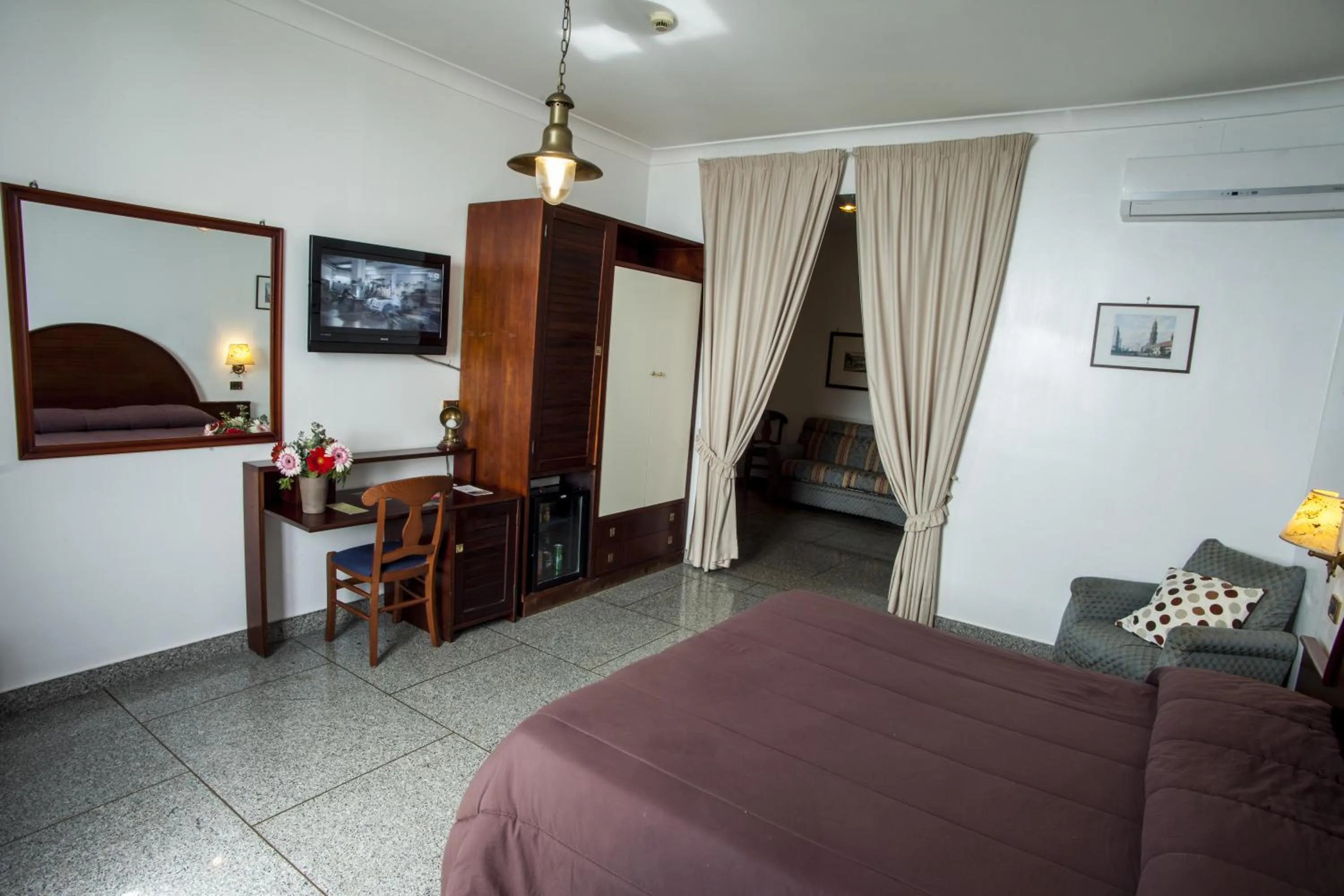 Bed in Hotel La Tripergola