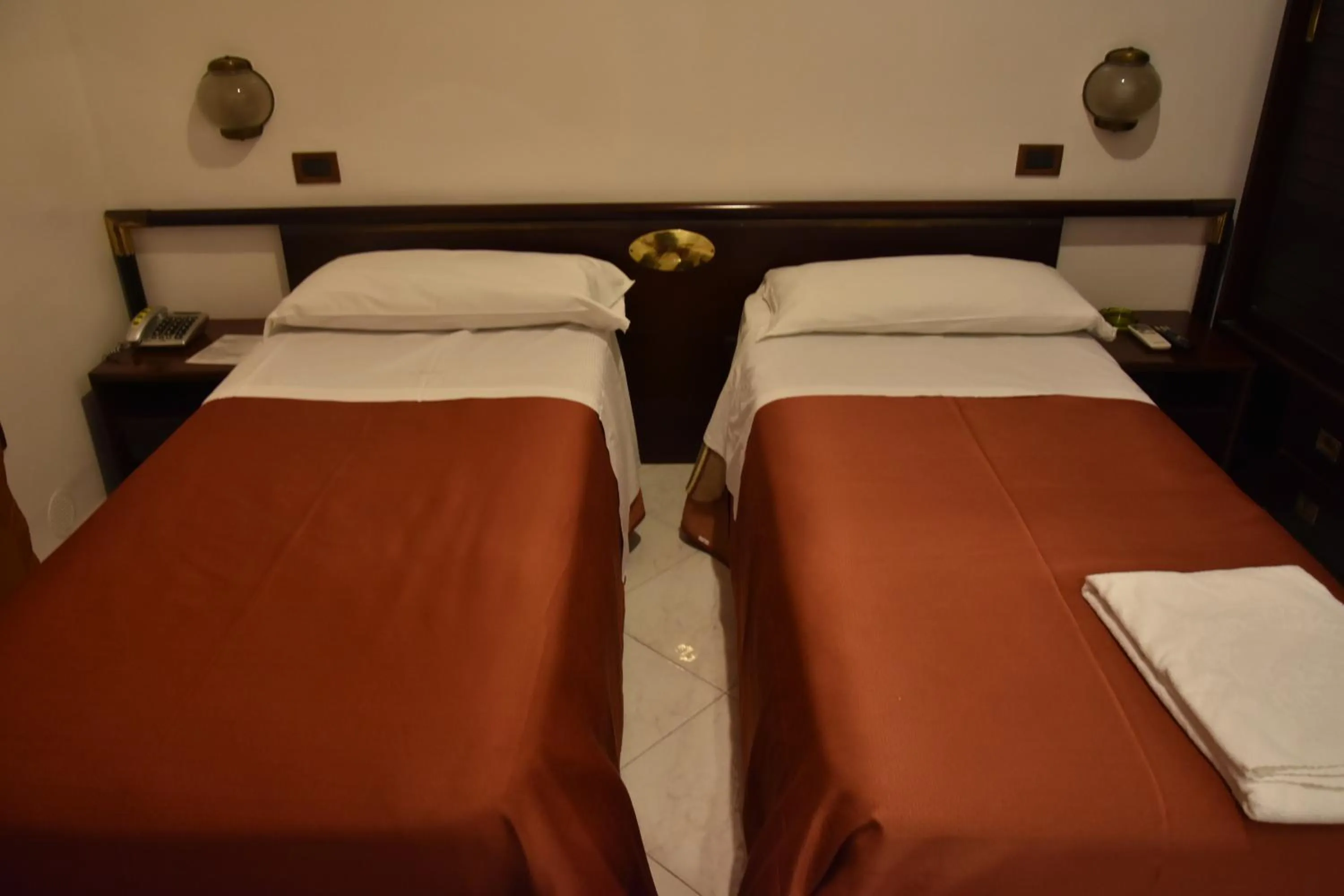 Bedroom, Bed in Hotel La Tripergola