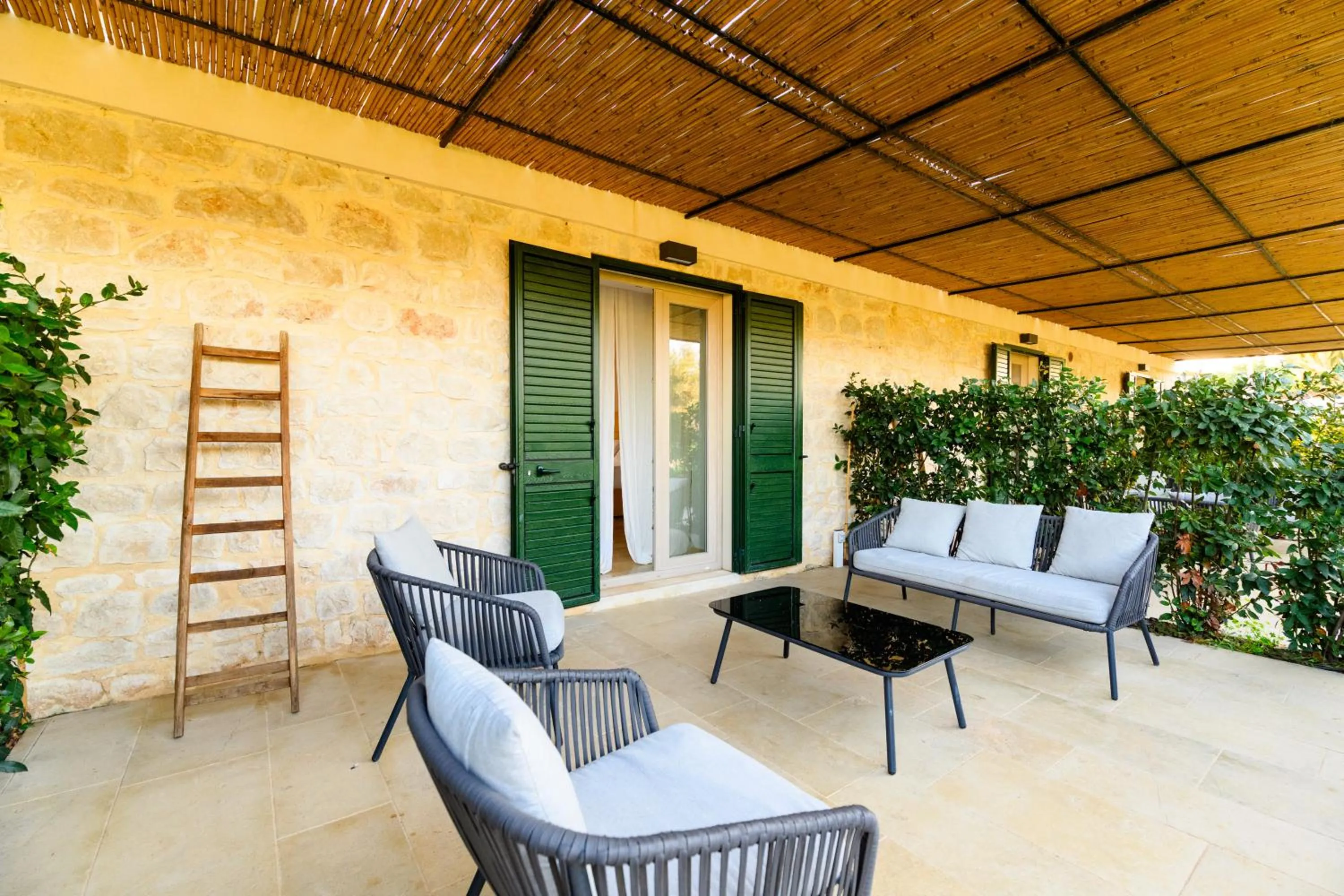 Patio in Poggio Leano Boutique Hotel