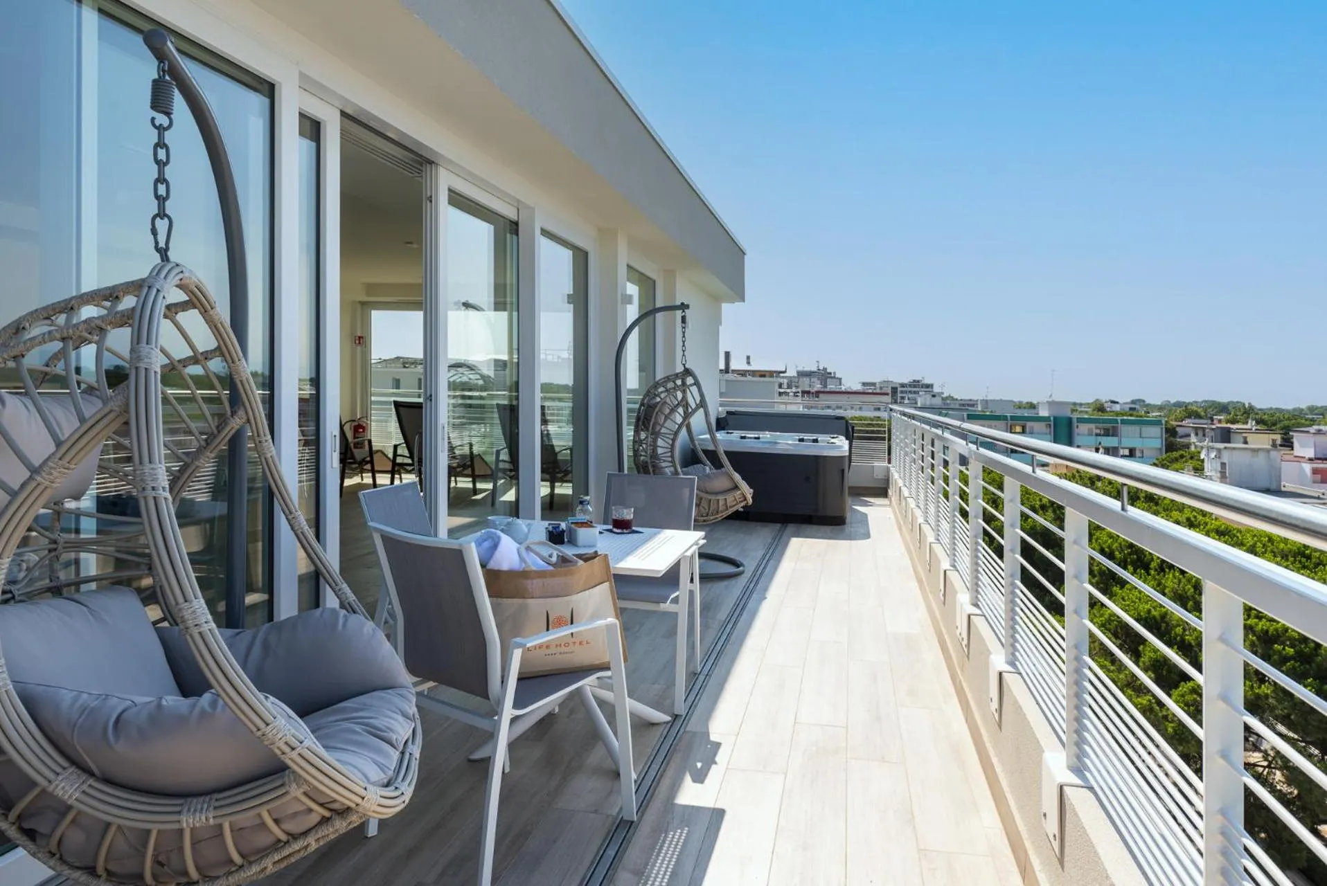 Property building in Life Hotel 4 Superior