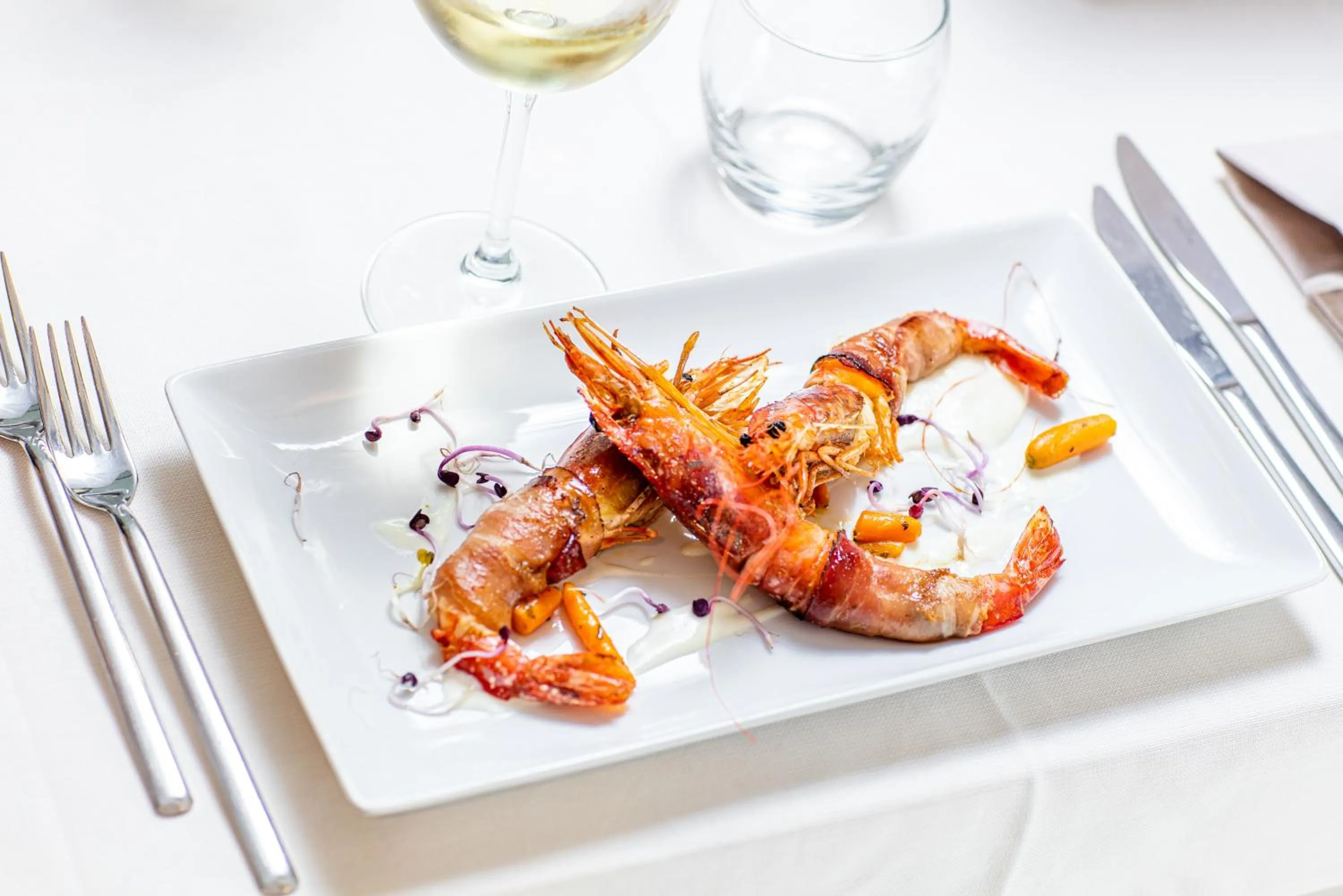 Food and drinks in Life Hotel 4 Superior