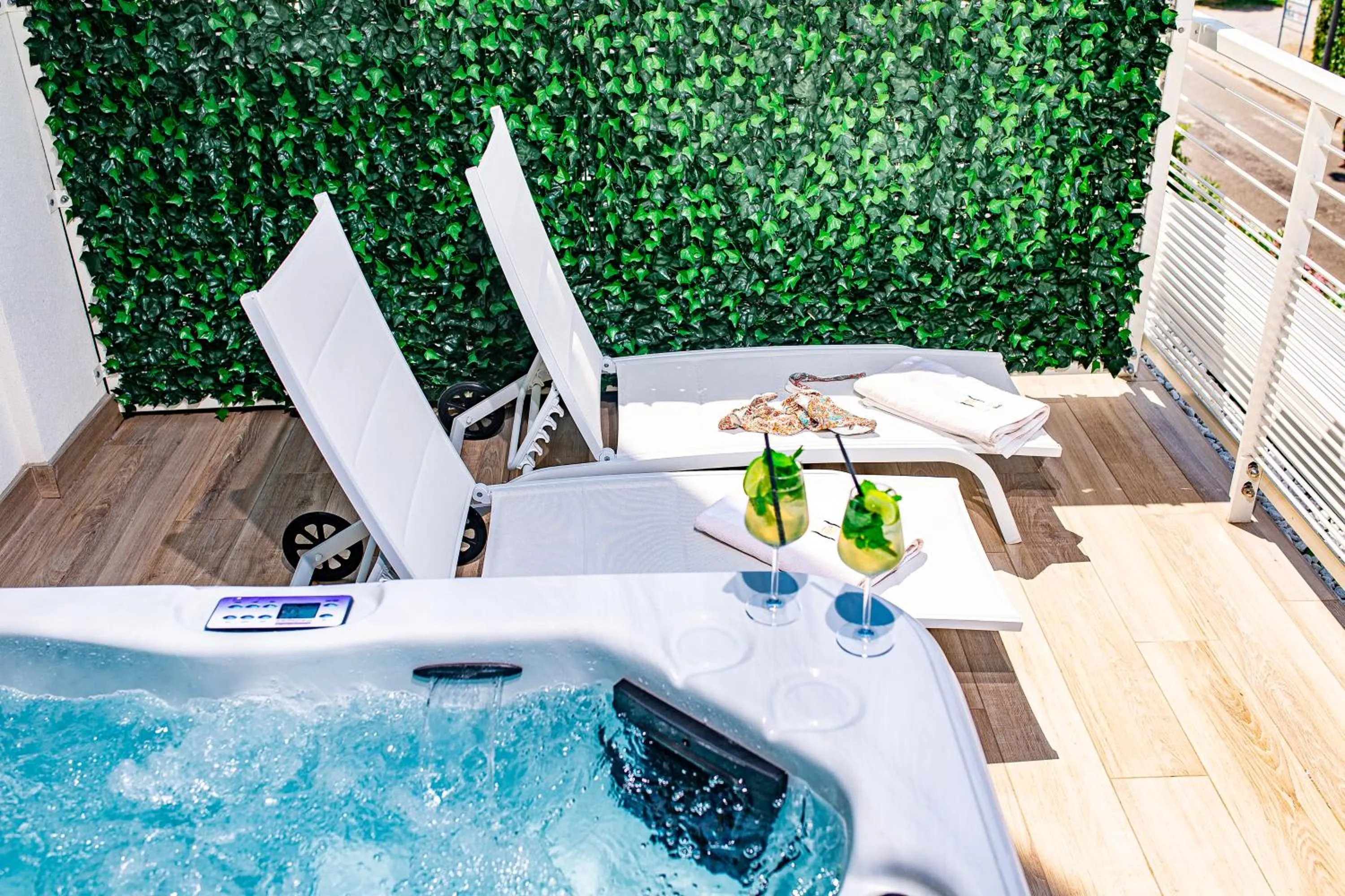 Property building in Life Hotel 4 Superior