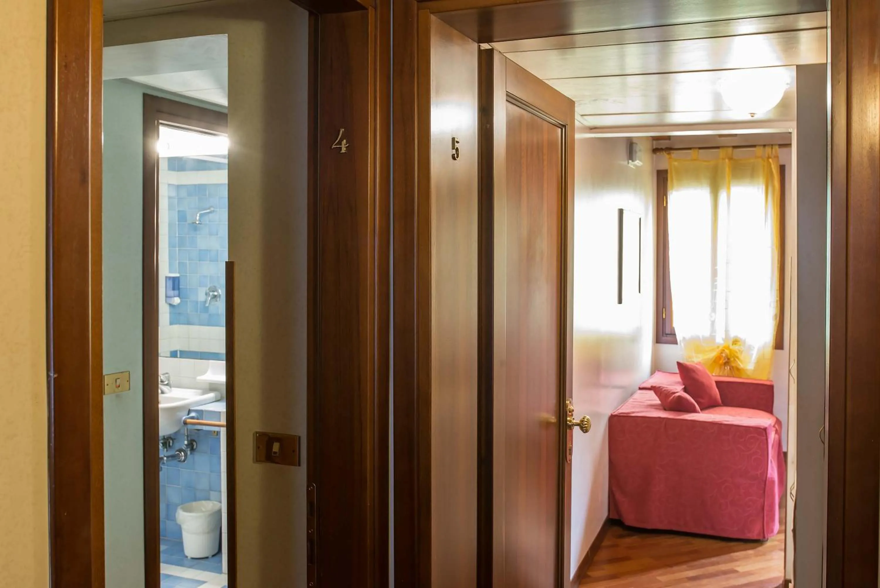 Area and facilities, Bed in Hotel Piccola Fenice