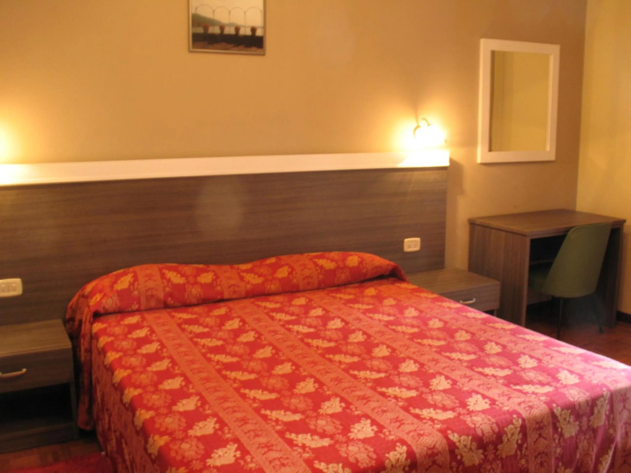 Photo of the whole room, Bed in Albergo Ristorante Monterosa