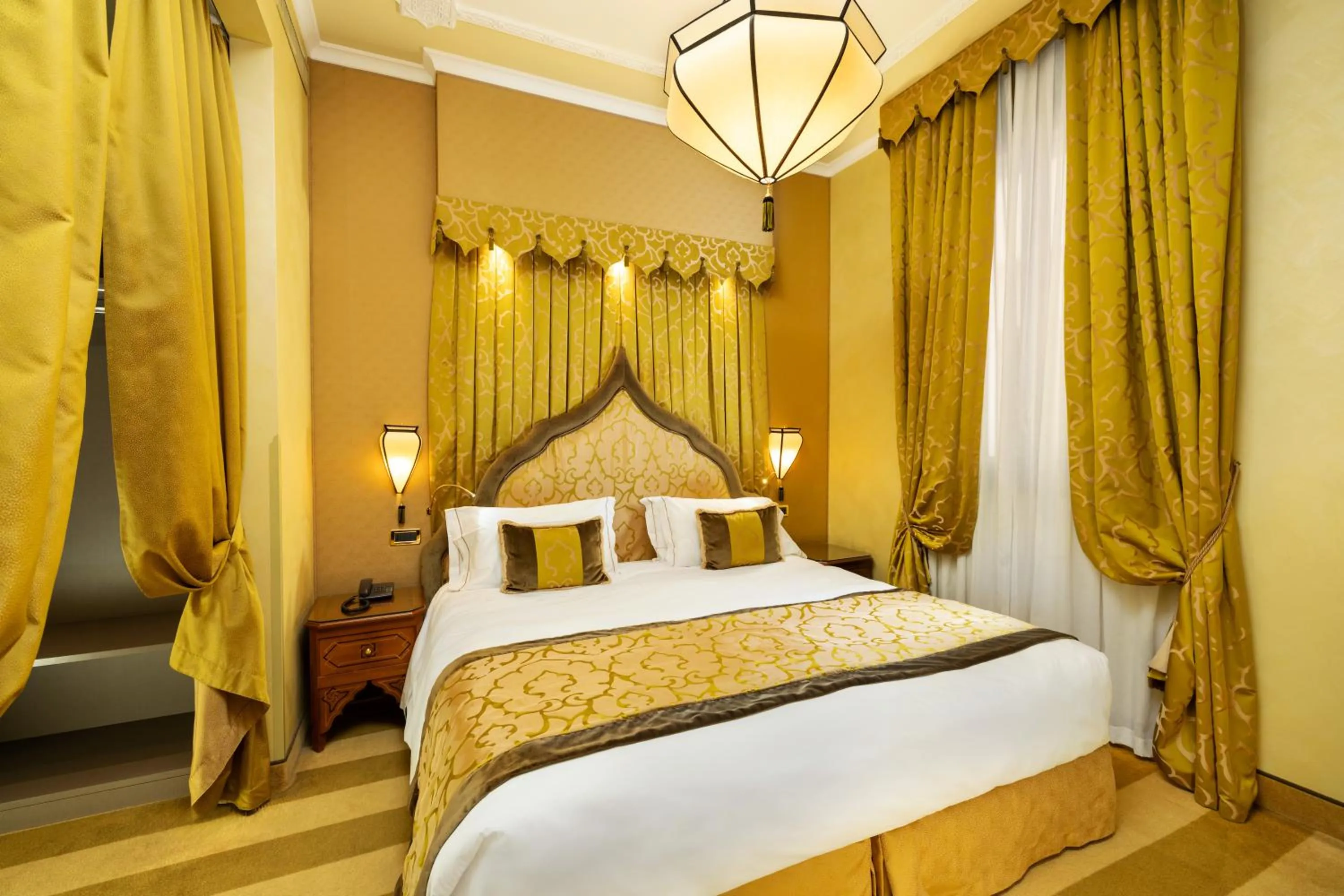 Bed in Ai Mori d'Oriente