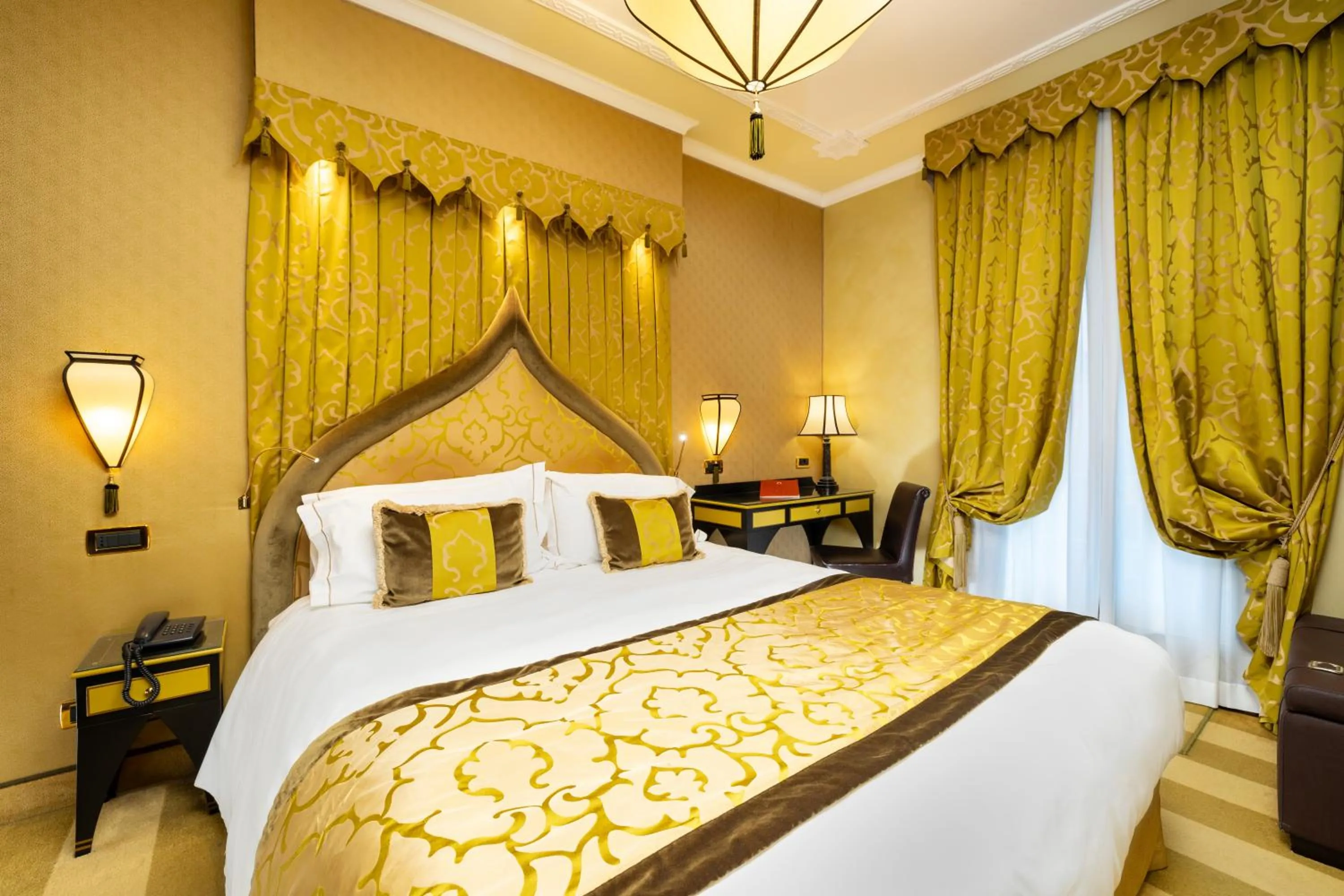 Bed in Ai Mori d'Oriente