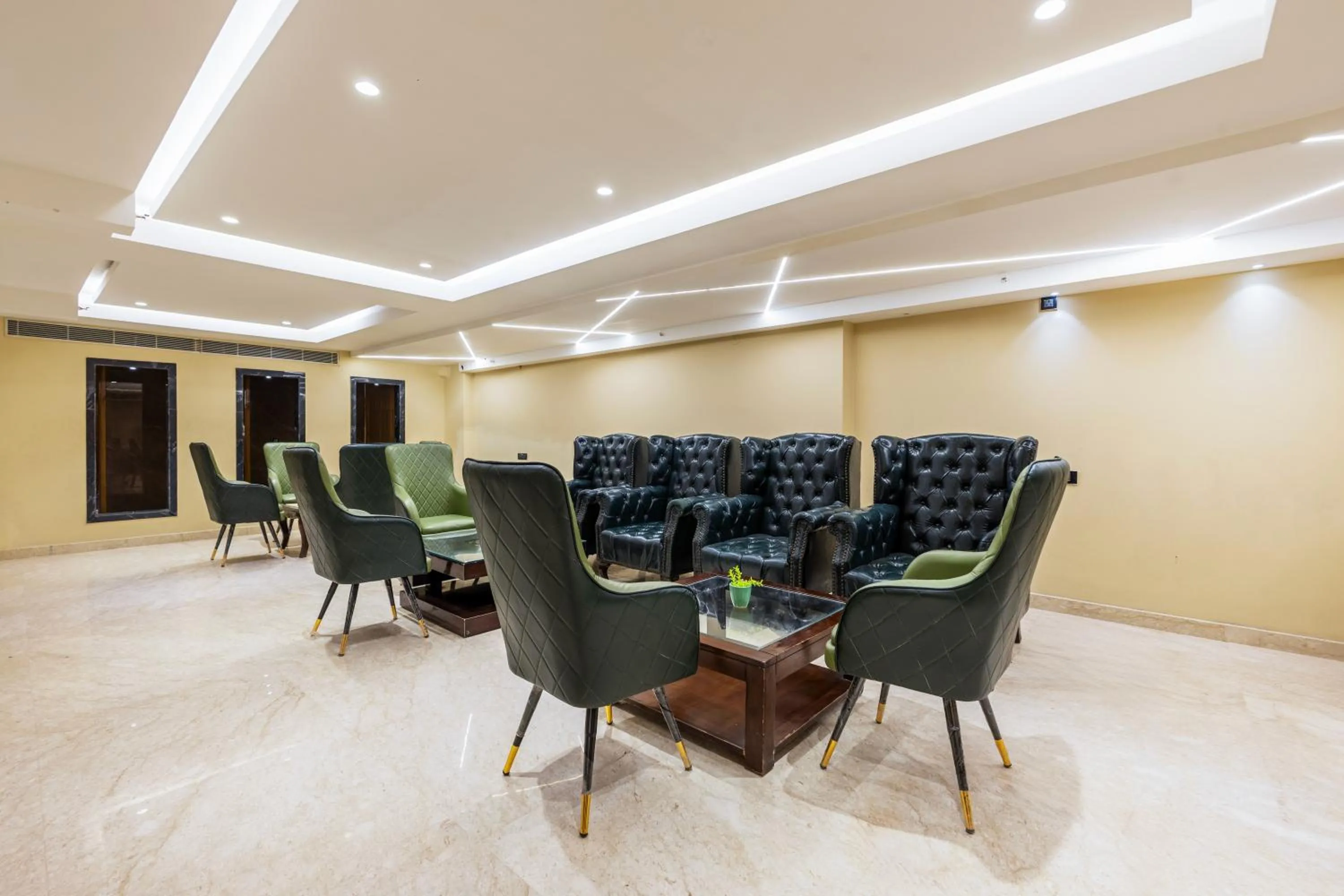 Meeting/conference room in The Vanson Delite "Newly Rebuilt 2026" - Near New Delhi Station & Connaught Place