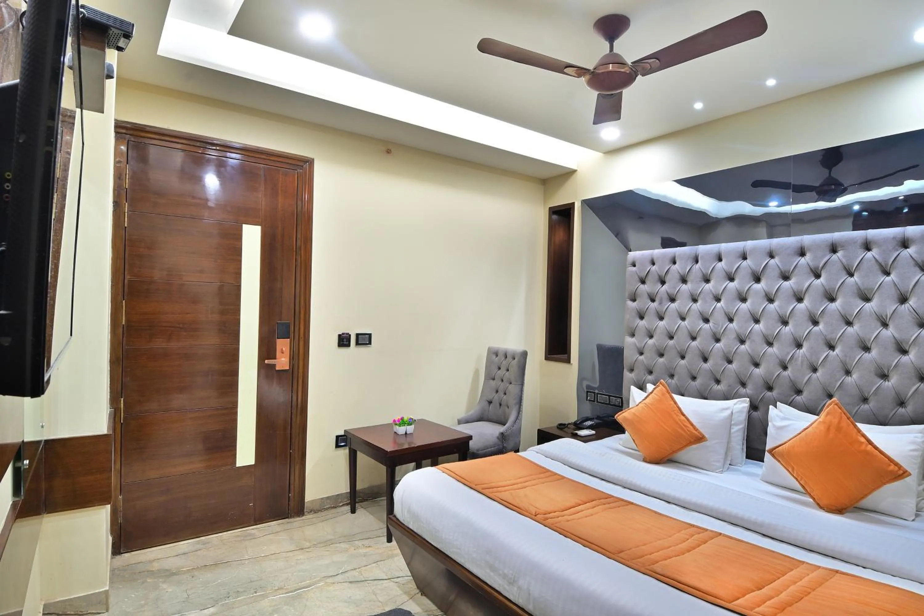 Bed in The Vanson Delite