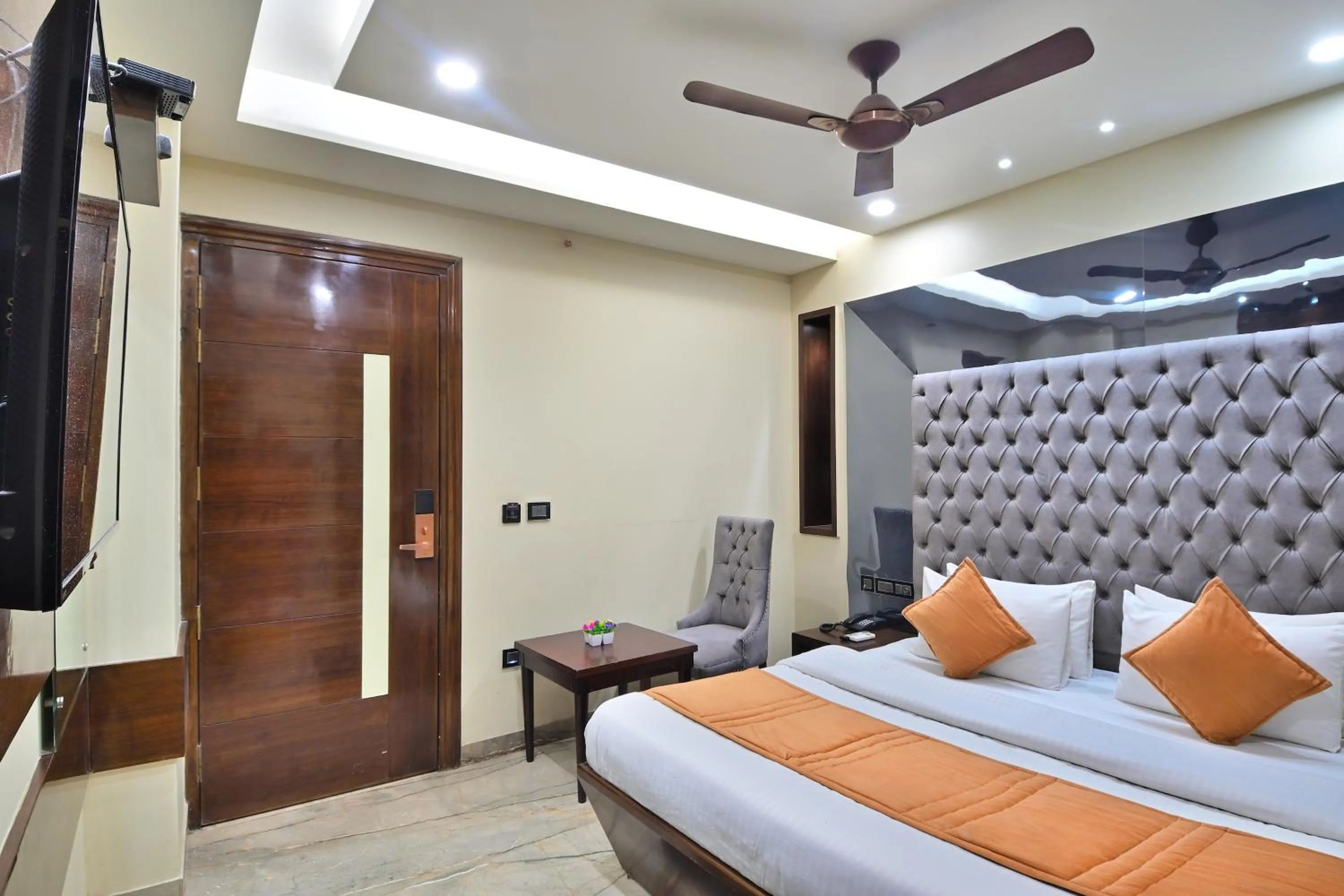 Bed in The Vanson Delite