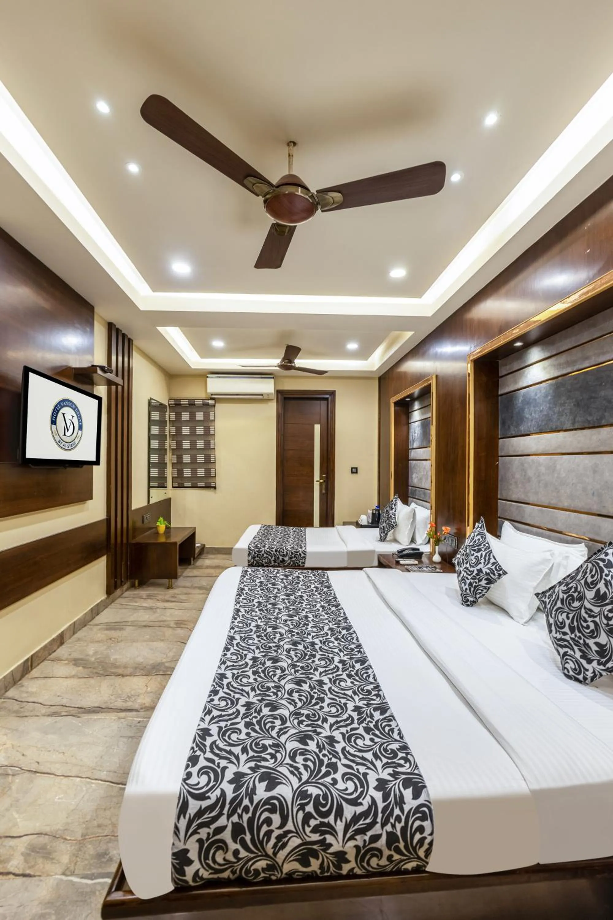Bed in The Vanson Delite "Newly Rebuilt 2026" - Near New Delhi Station & Connaught Place