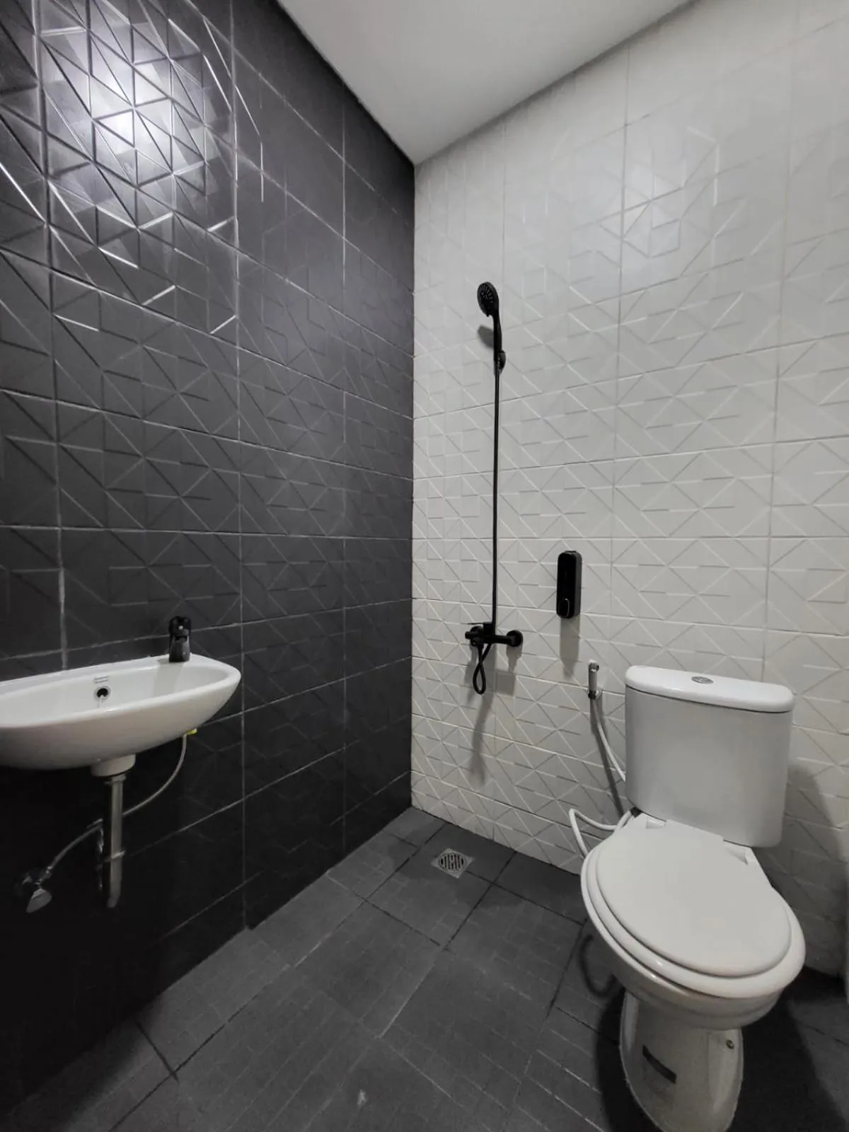 Shower in Grand Plaza Boutique Hotel