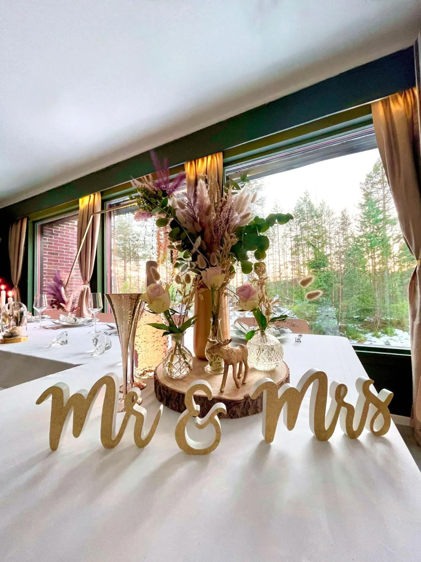 Restaurant/places to eat, Bed in Fossanåsen Hotel