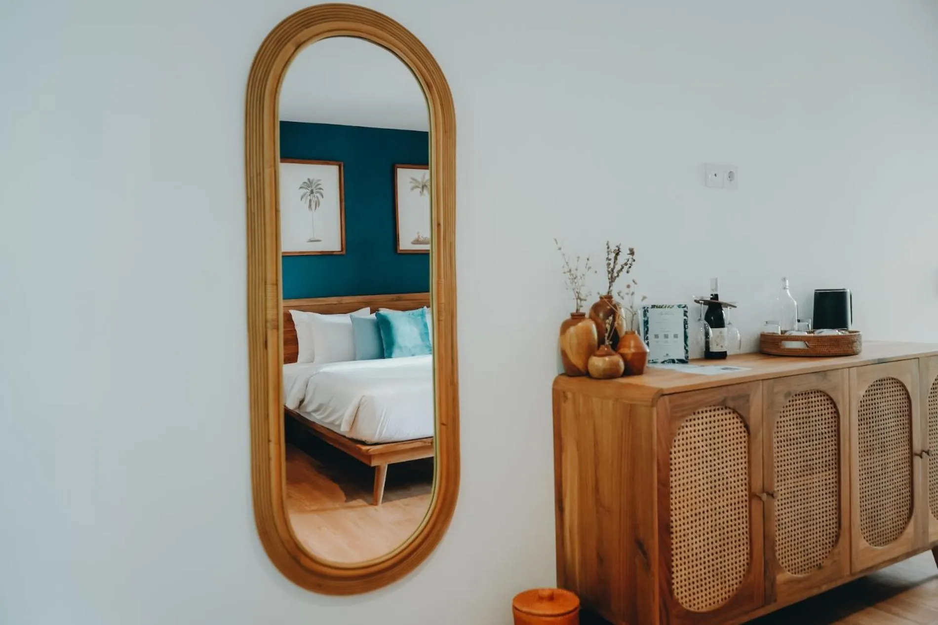 Bedroom, Bed in PORTER HOTEL - Surf & Yoga Retreat