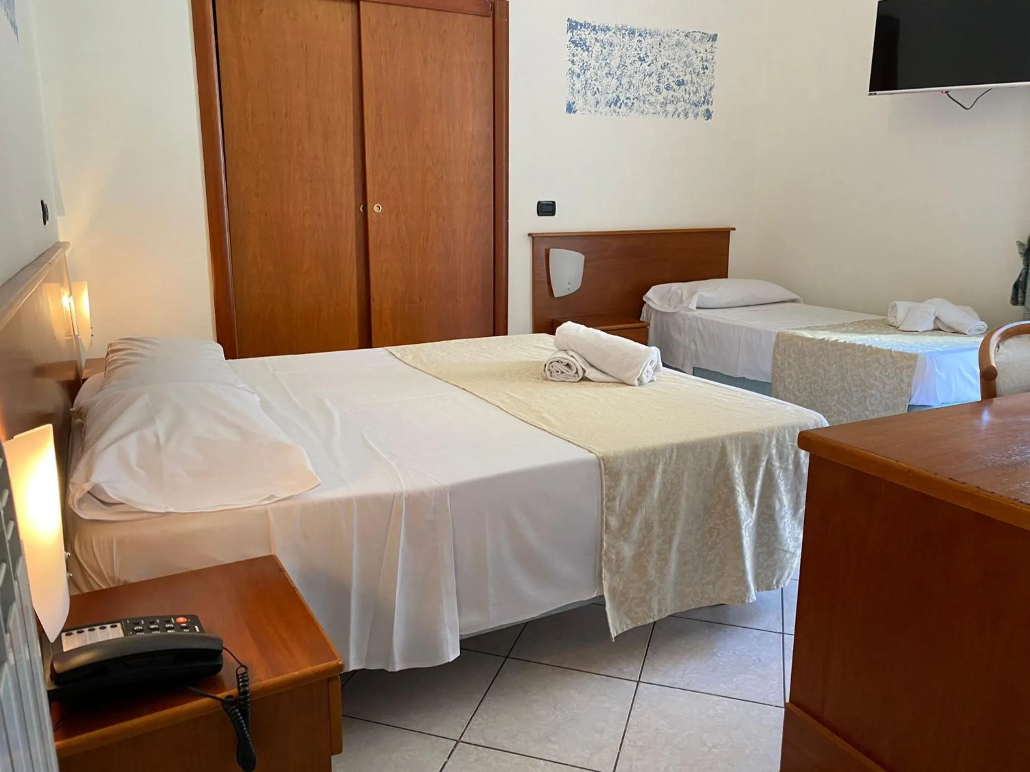 Bed in Hotel Eliseo Napoli