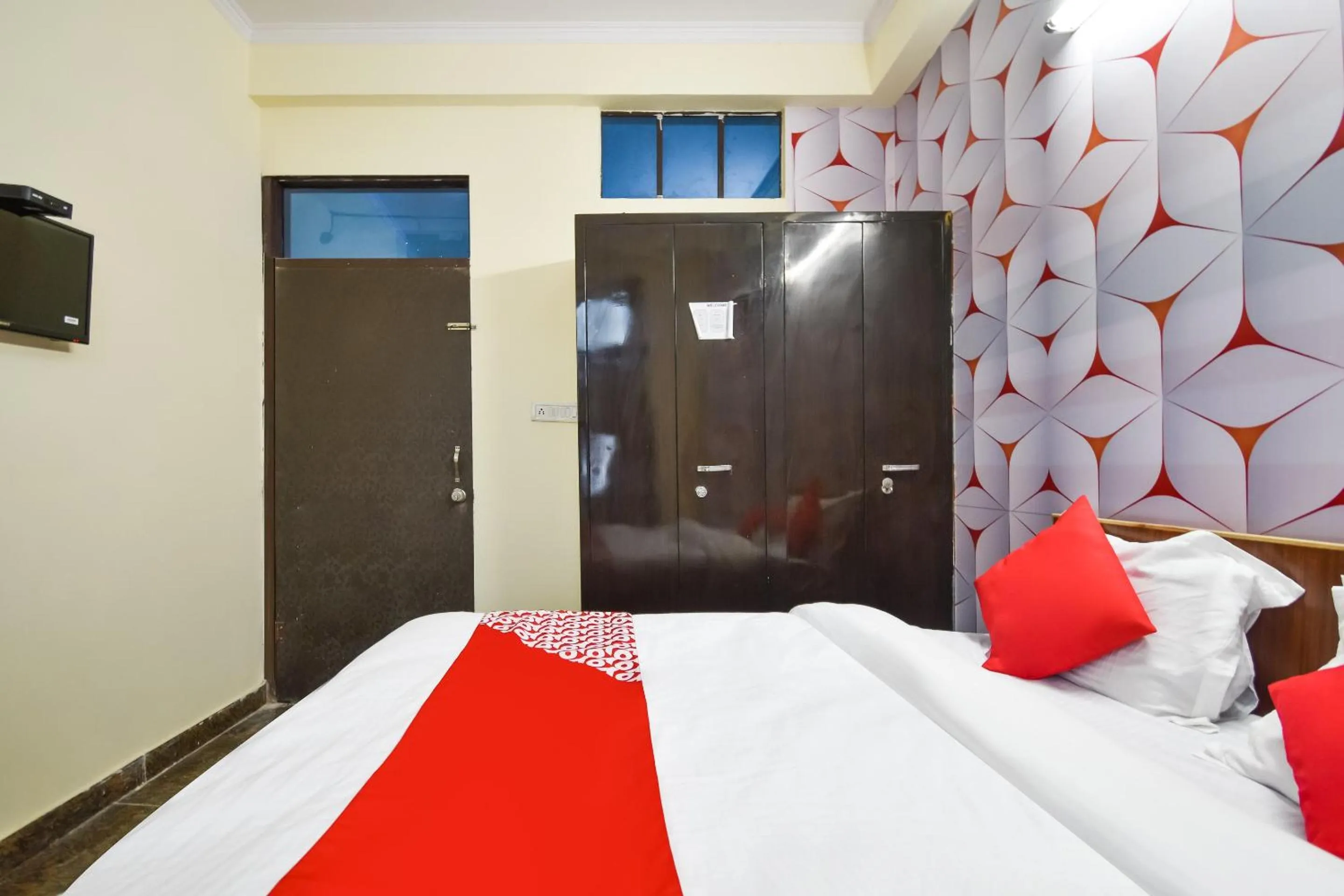 Bedroom in Hotel O Pragati Inn