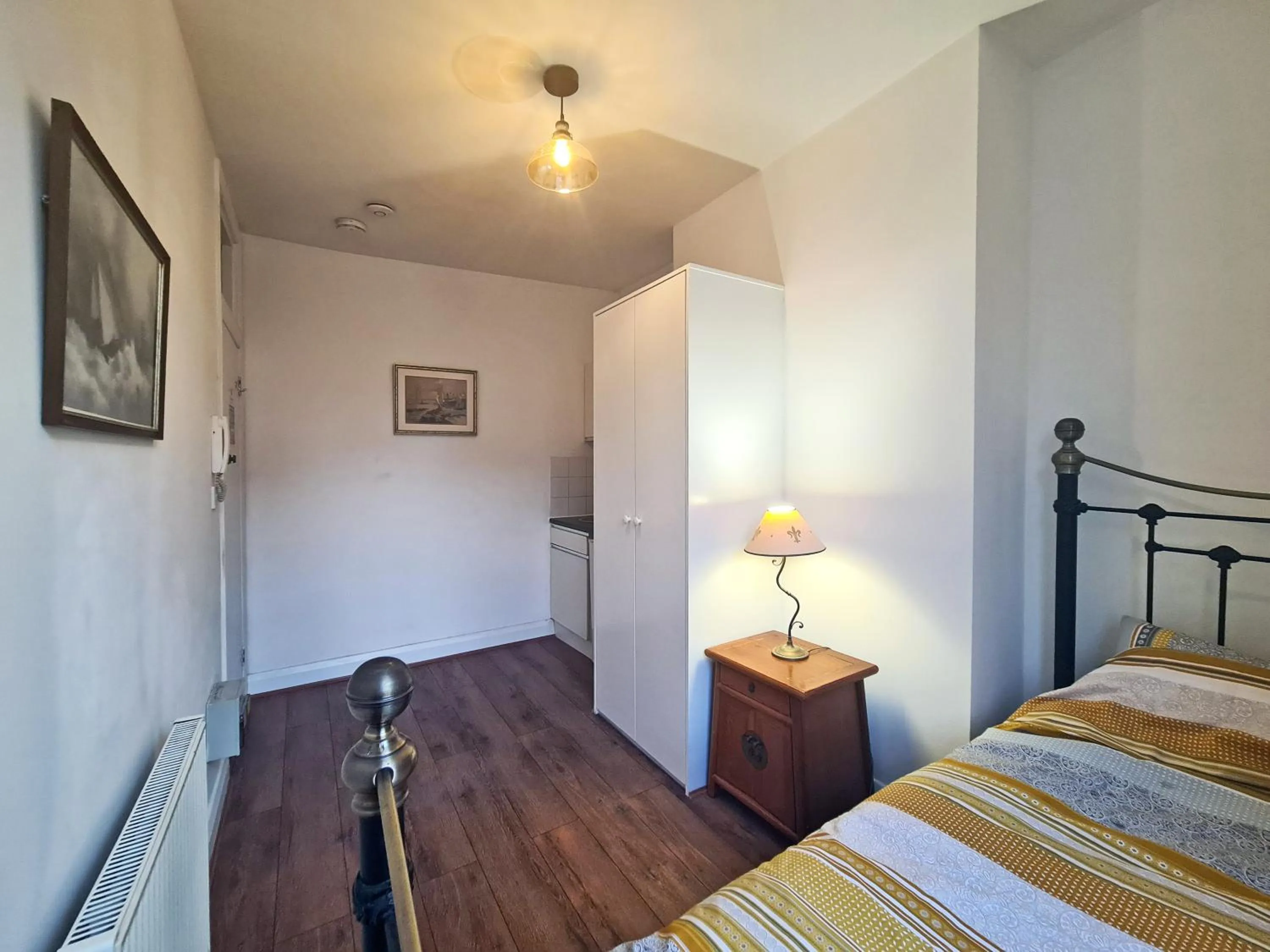 Bedroom, Bed in The Greenwich Pensioner Guesthouse
