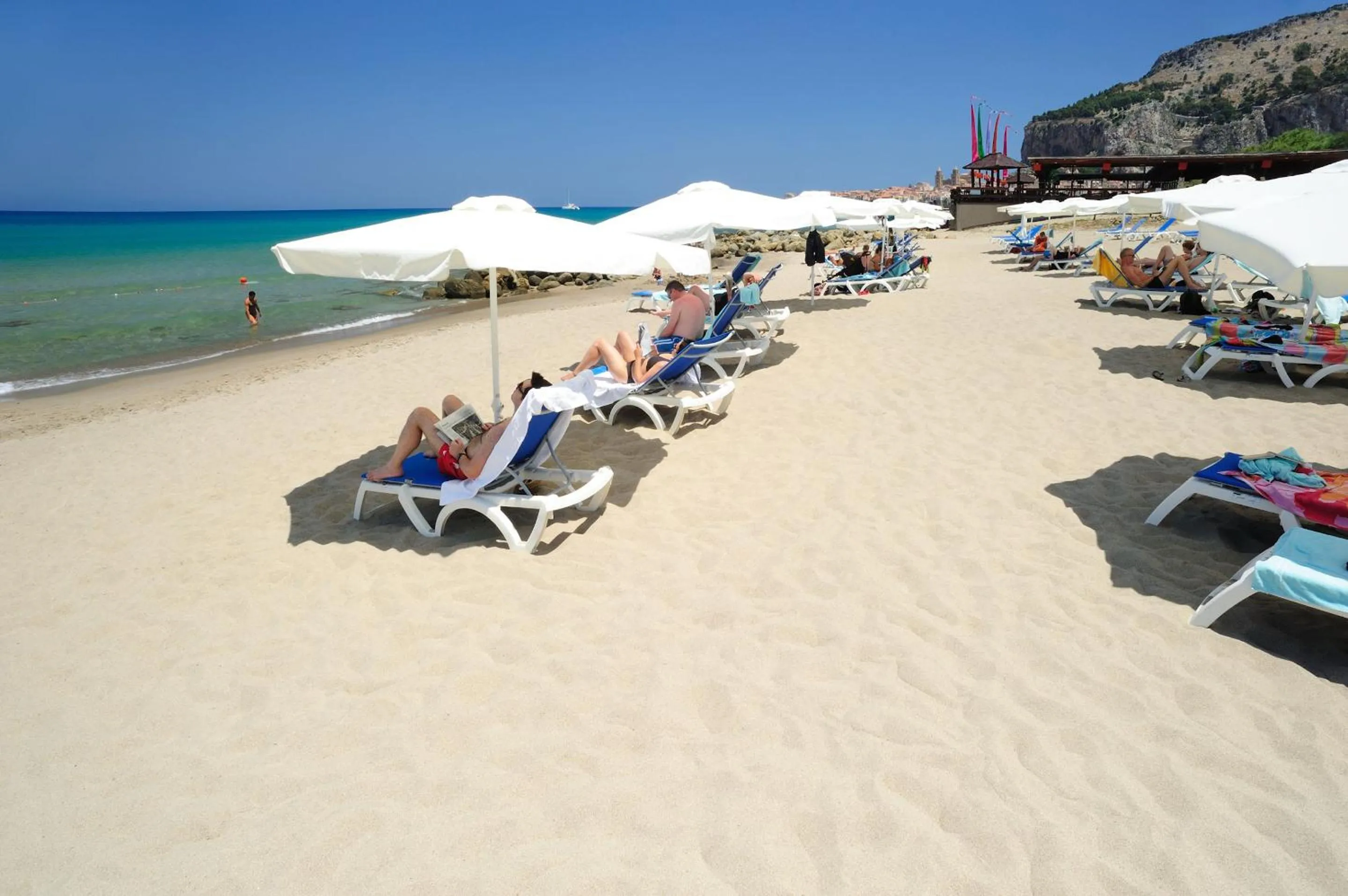 Beach in Alberi del Paradiso