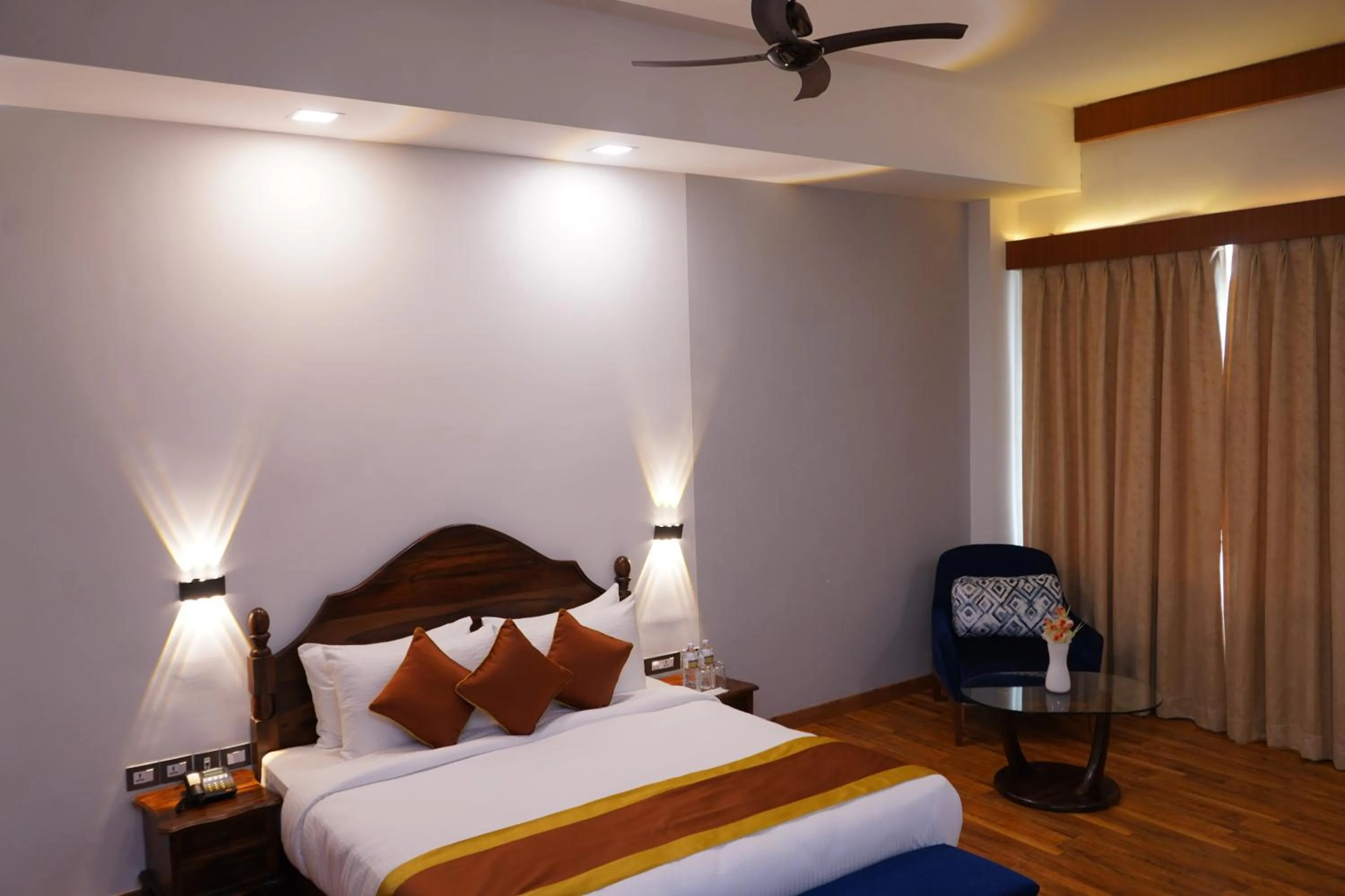 Bedroom, Bed in Himal Resort