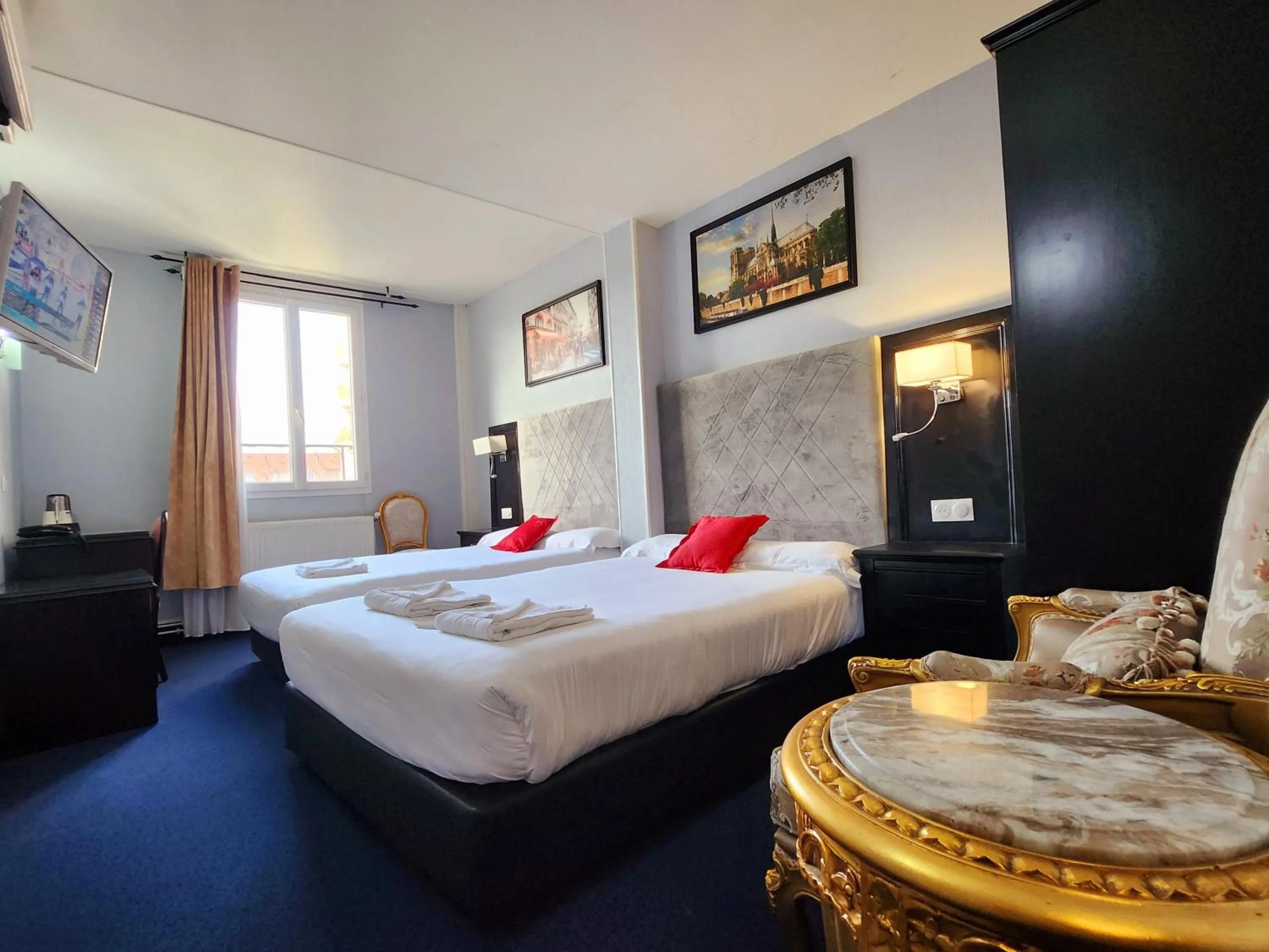 Photo of the whole room, Bed in HOTEL ROYAL Paris Ivry