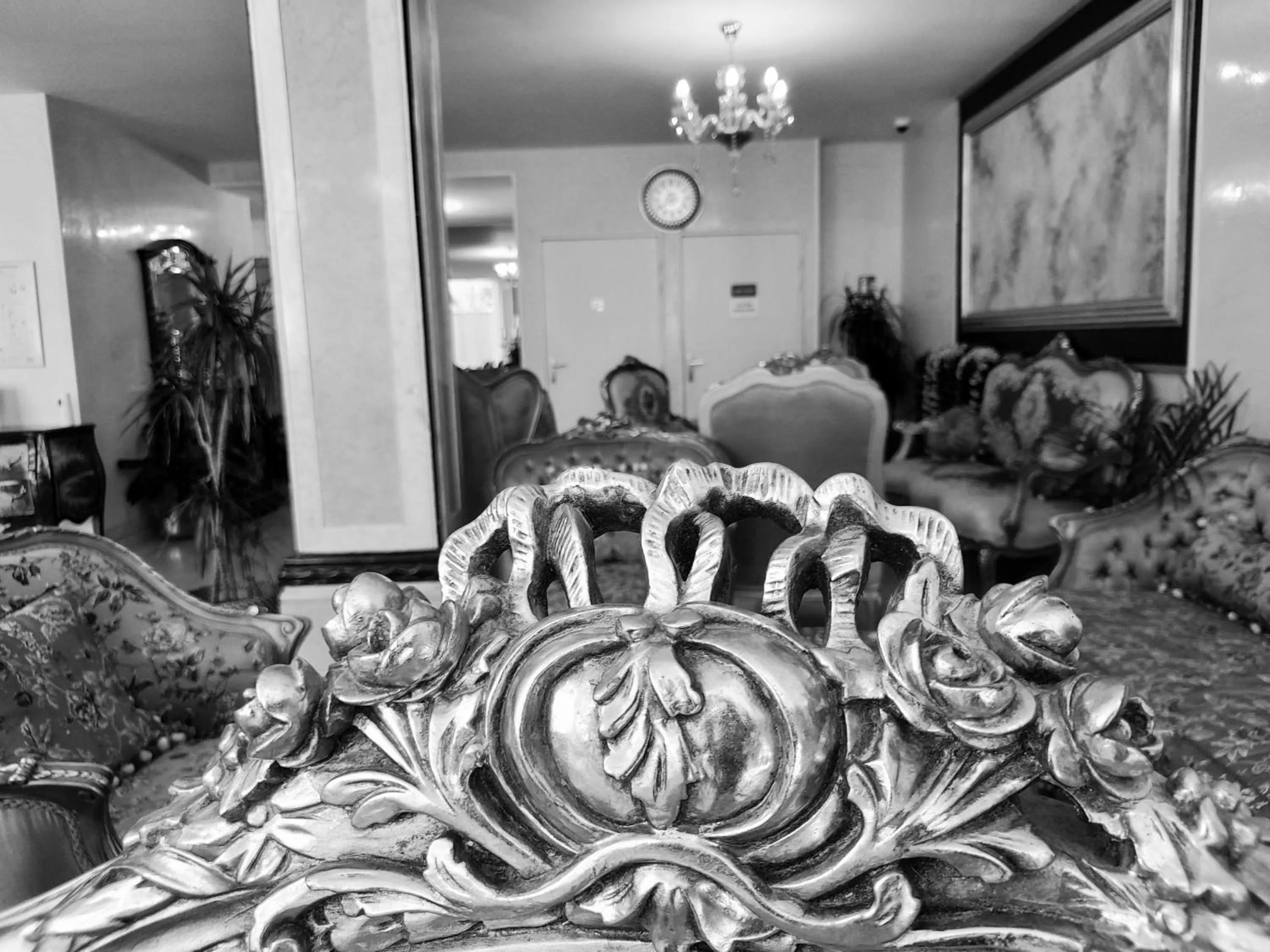 Lobby or reception in HOTEL ROYAL Paris Ivry